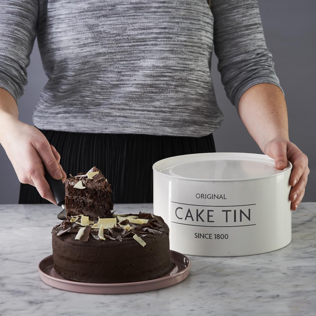 Mason Cash 3-Piece Nesting Cake Tins Set - Innovative Baking Pans for Cakes, Pies & Desserts - Perfect for Home Bakers & Professional Chefs