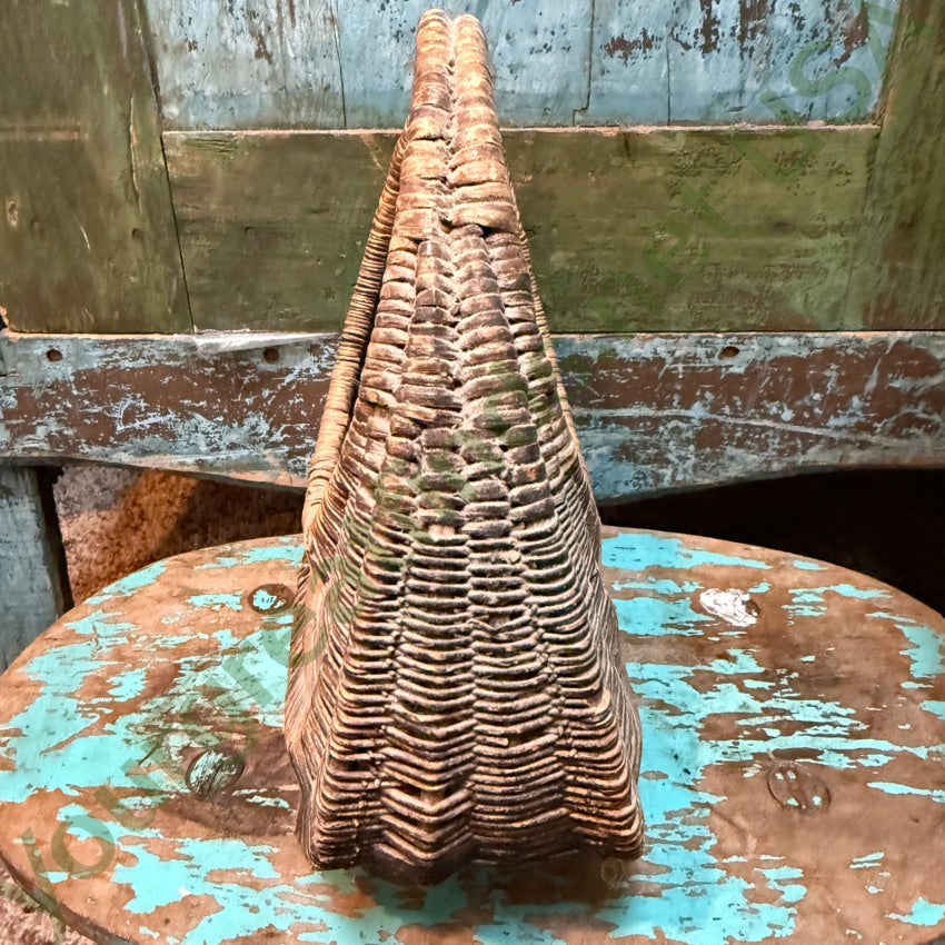 Vintage Circular Reed Gathering Basket - Handwoven Natural Fiber Storage Basket for Home Decor, Picnics, and Farmers Market Use