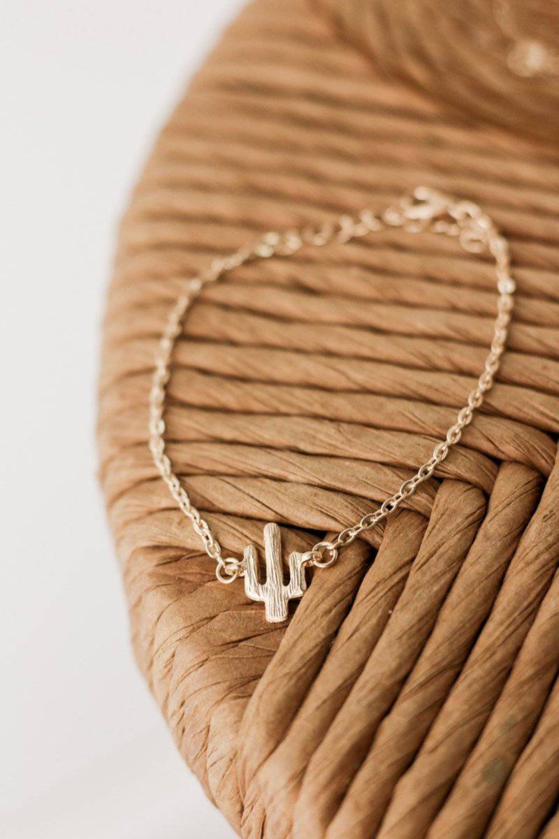 Love & Cactus Bracelet Set - Boho Chic Friendship Jewelry for Women, Trendy Stackable Bracelets for Everyday Wear, Perfect Gift for Best Friends & Couples | Great for Parties, Travel & Casual Outfits