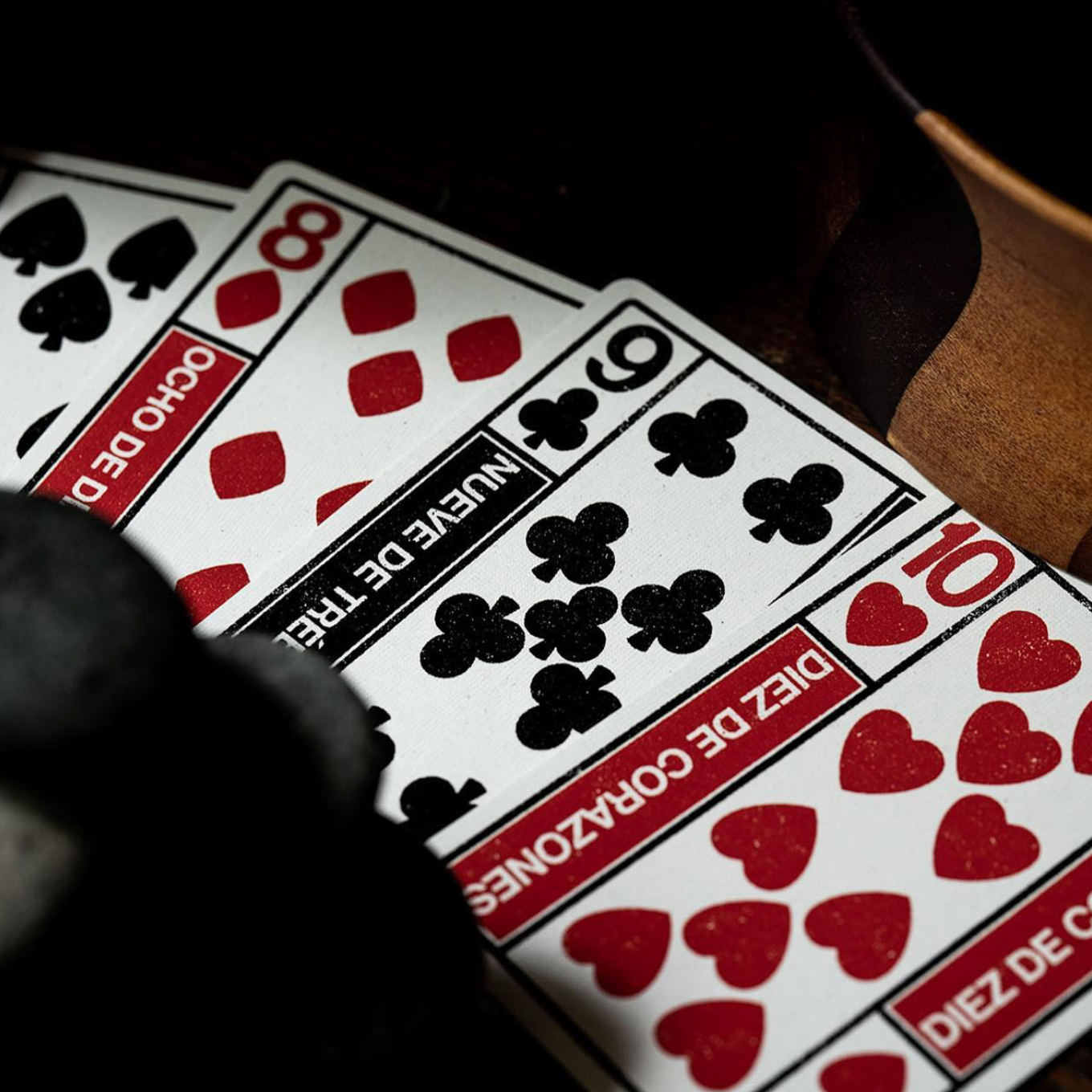 El Toro Premium Playing Cards - High-Quality Poker Cards for Magic Tricks, Card Games & Collectibles - Perfect for Poker Nights, Casino Parties & Family Gatherings