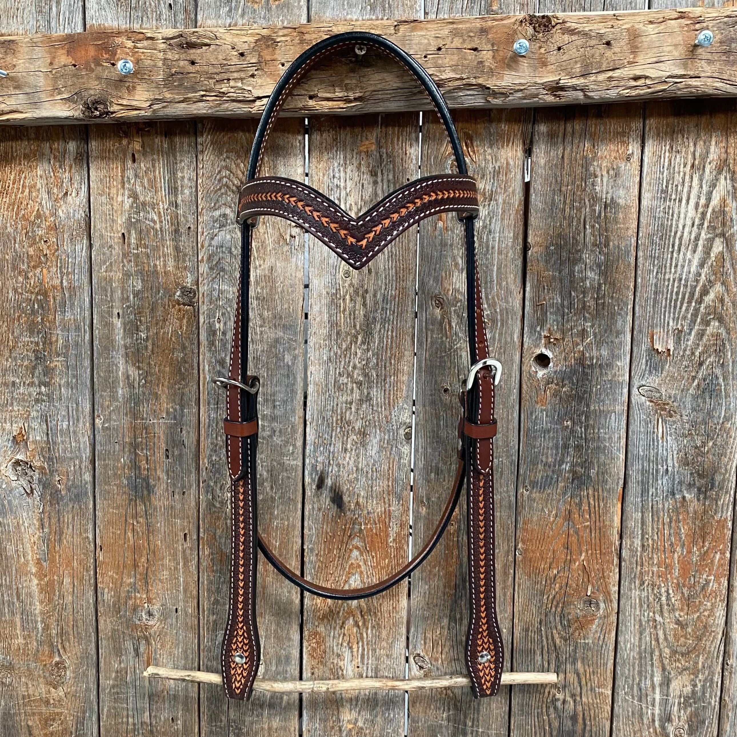 Premium Two-Tone V Browband Headstall Bridle for Horses - Foxtail Tooling #24335 | Perfect for Western Riding, Shows & Trail Riding