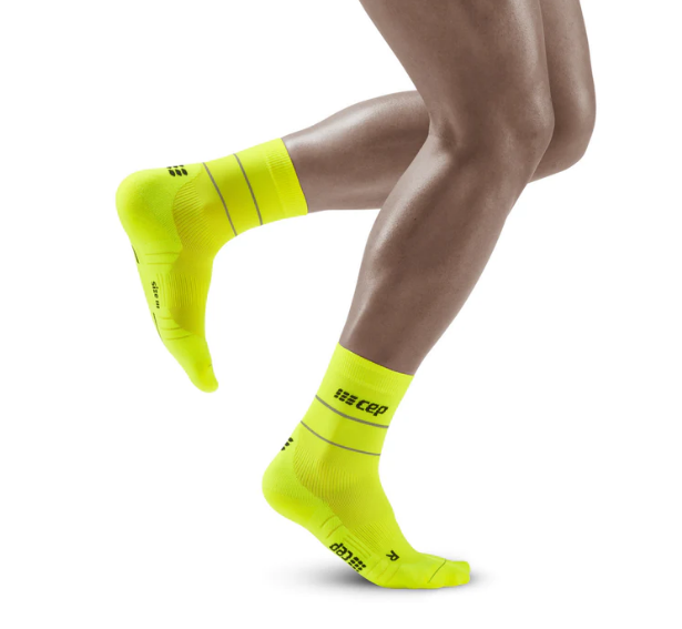 CEP Men's Reflective Mid Cut Running Socks - High Visibility Neon Yellow for Night Jogging & Outdoor Sports (WP5CFZ) - Perfect for Marathon, Cycling & Safety Activities