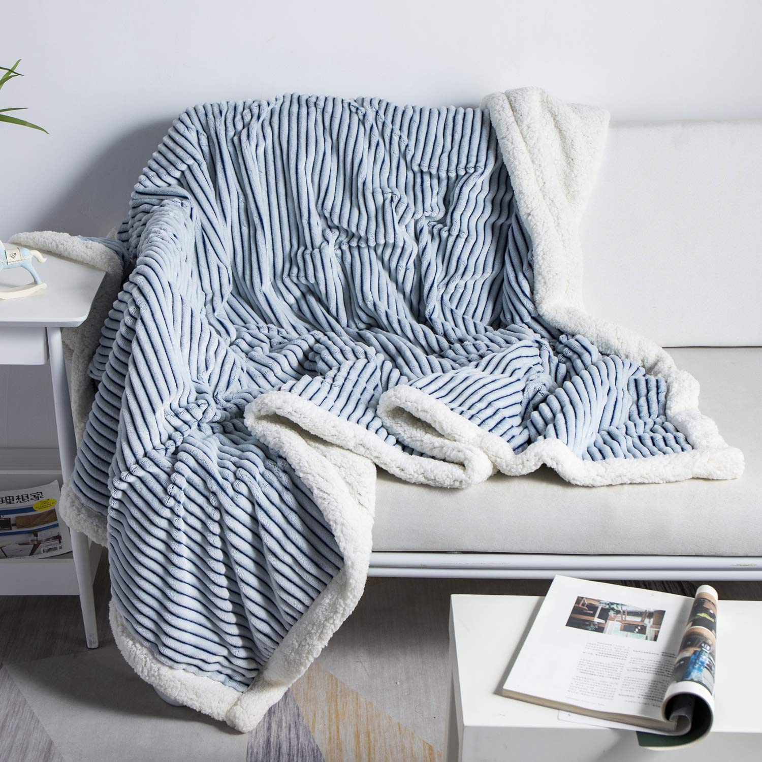 DISSA Sherpa Fleece Blanket - 90x90 Inches, Blue & White - Ultra Soft, Plush & Warm Reversible Queen Size Blanket for Couch, Bed, Sofa - Perfect for Winter Nights, Movie Time & Cozy Home Decor