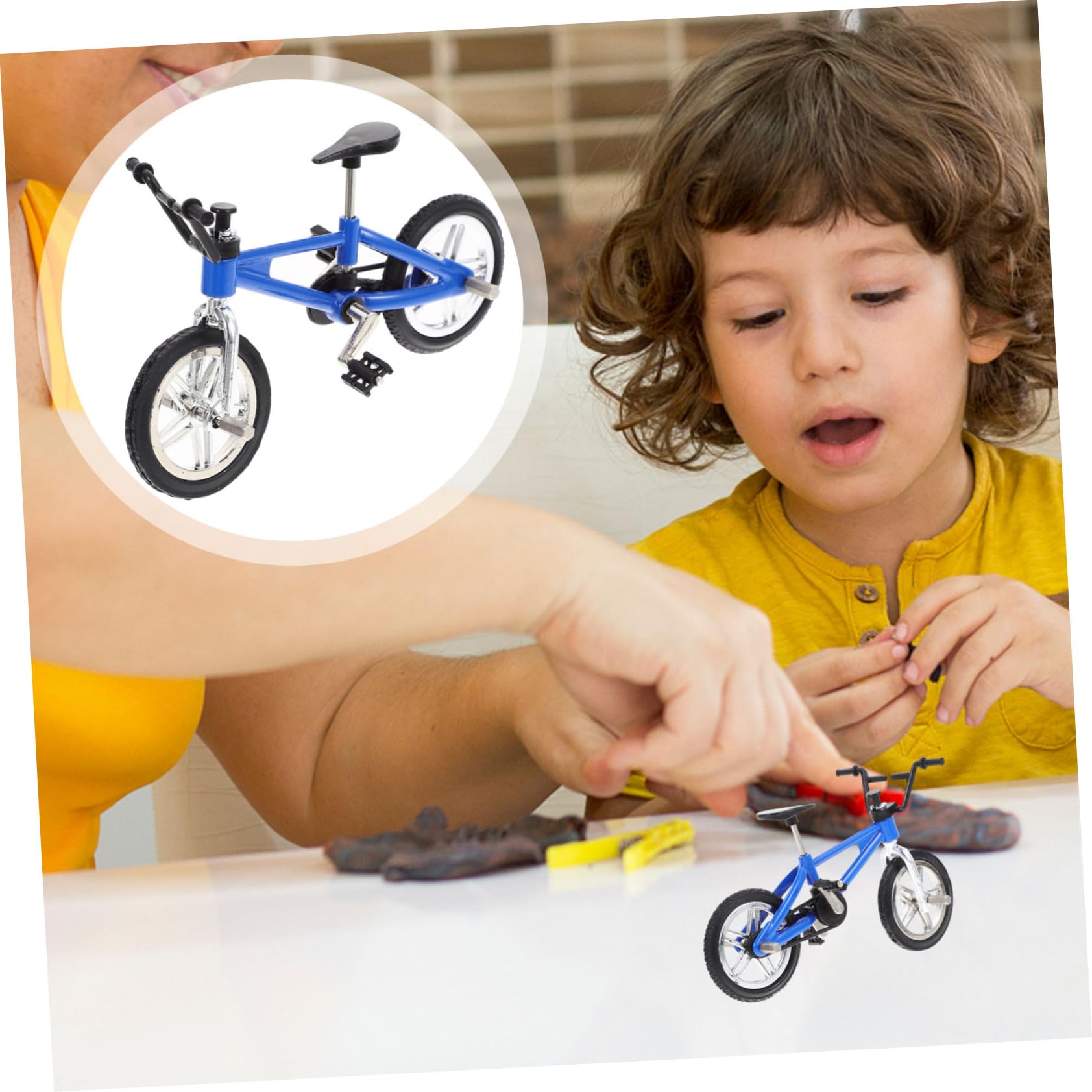 Miniature Alloy Bicycle Model - Tiny Dollhouse Bike Accessory for DIY Crafts, Home Decor, and Miniature Scenes | 1:12 Scale Mini Bike Statue with Working Brakes