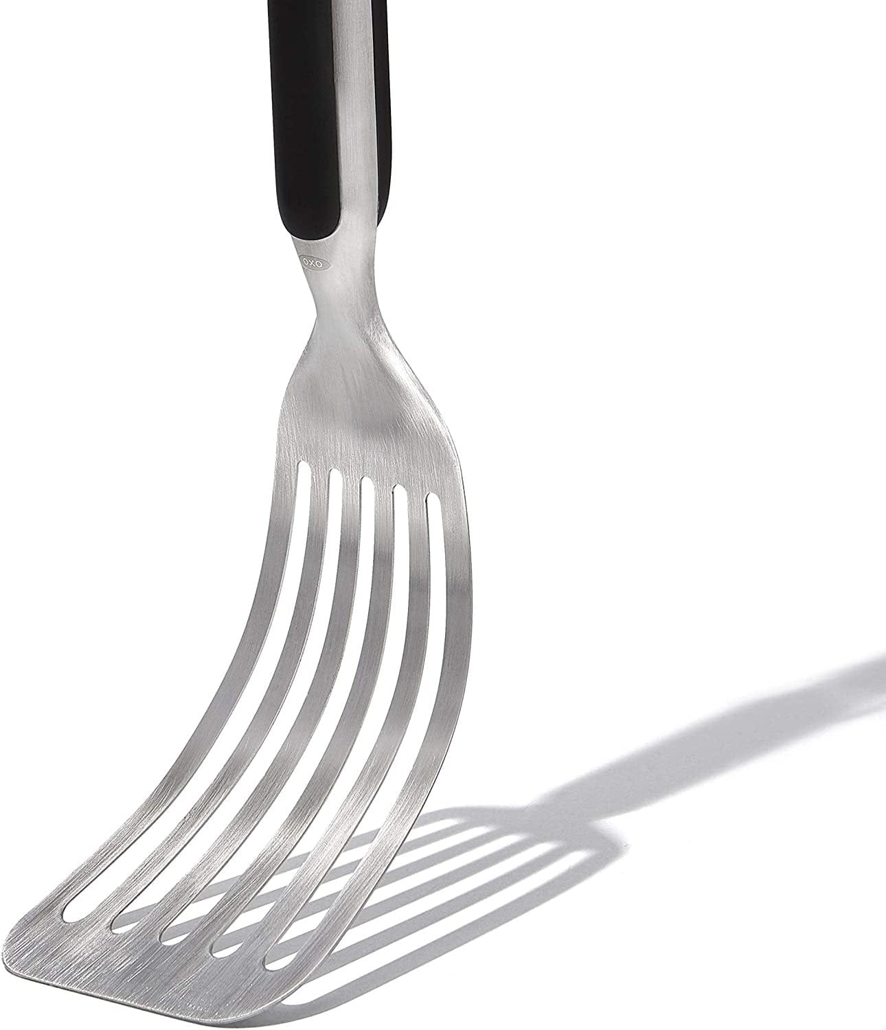 OXO Grilling Precision Turner - Stainless Steel BBQ Spatula for Burgers, Fish & Pancakes - Perfect for Outdoor Cooking, Backyard BBQs & Camping
