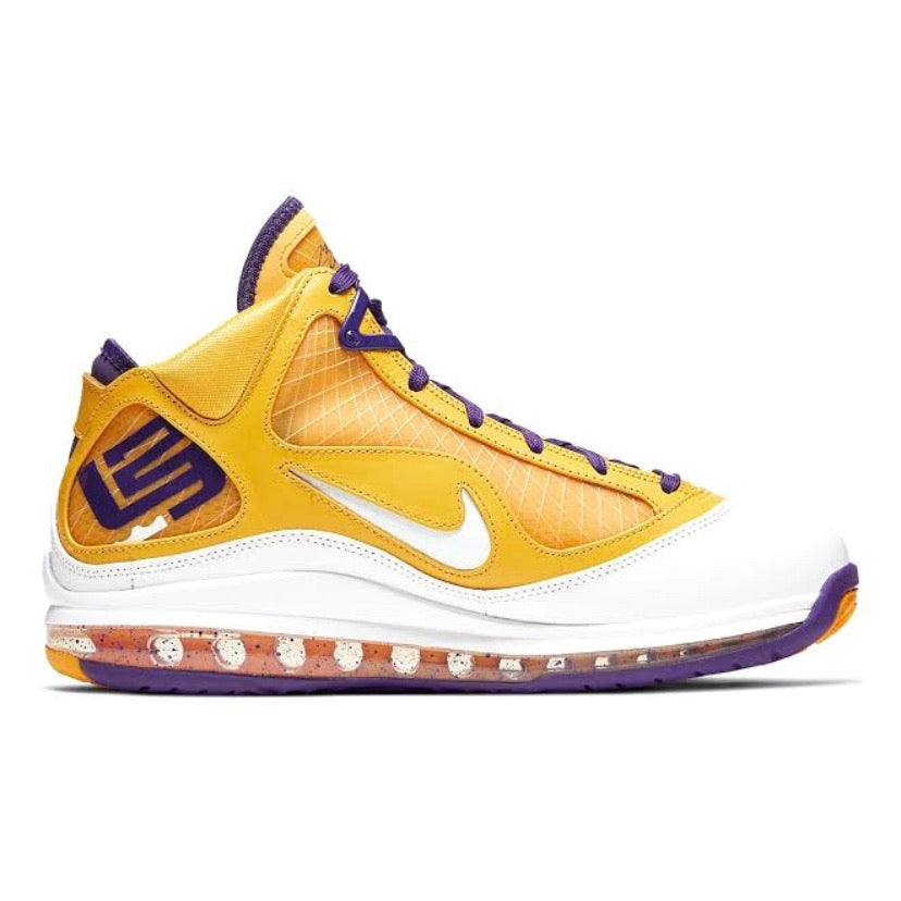 Nike LeBron 7 QS 