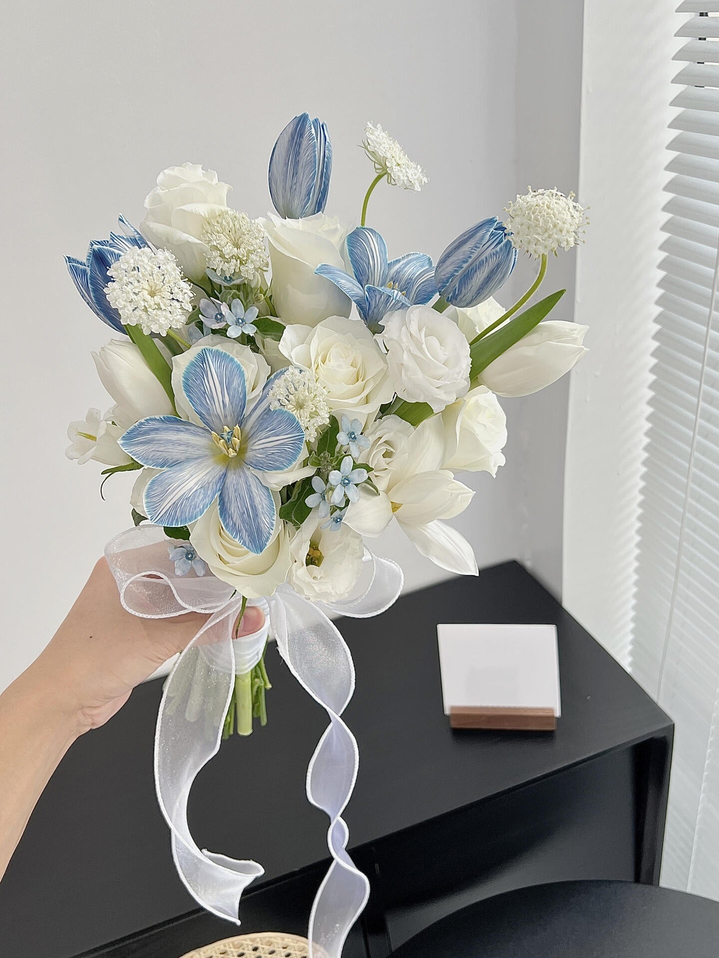 Romantic Blue Tulip and Rose Flower Bouquet - Perfect for Anniversaries, Weddings & Special Occasions