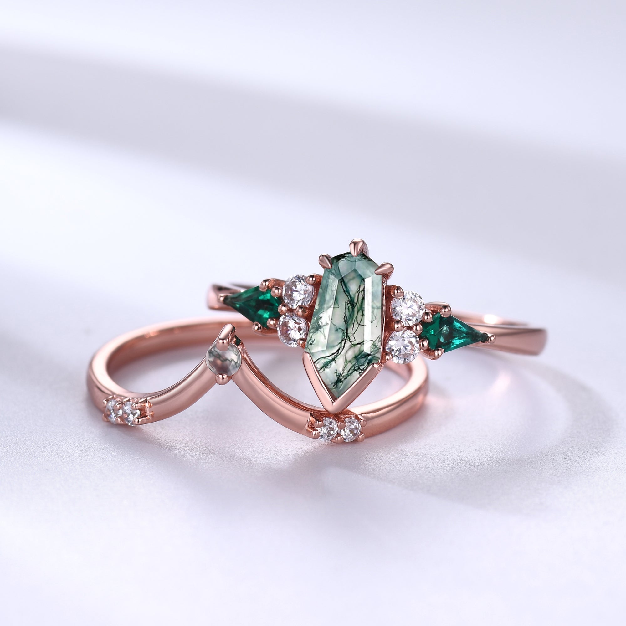 Unique Moss Agate Wedding Ring Set in Rose Gold - Gothic Engagement Ring with Coffin Shield Cut - Perfect for Alternative Weddings, Dark Romance & Gothic Bridal Jewelry