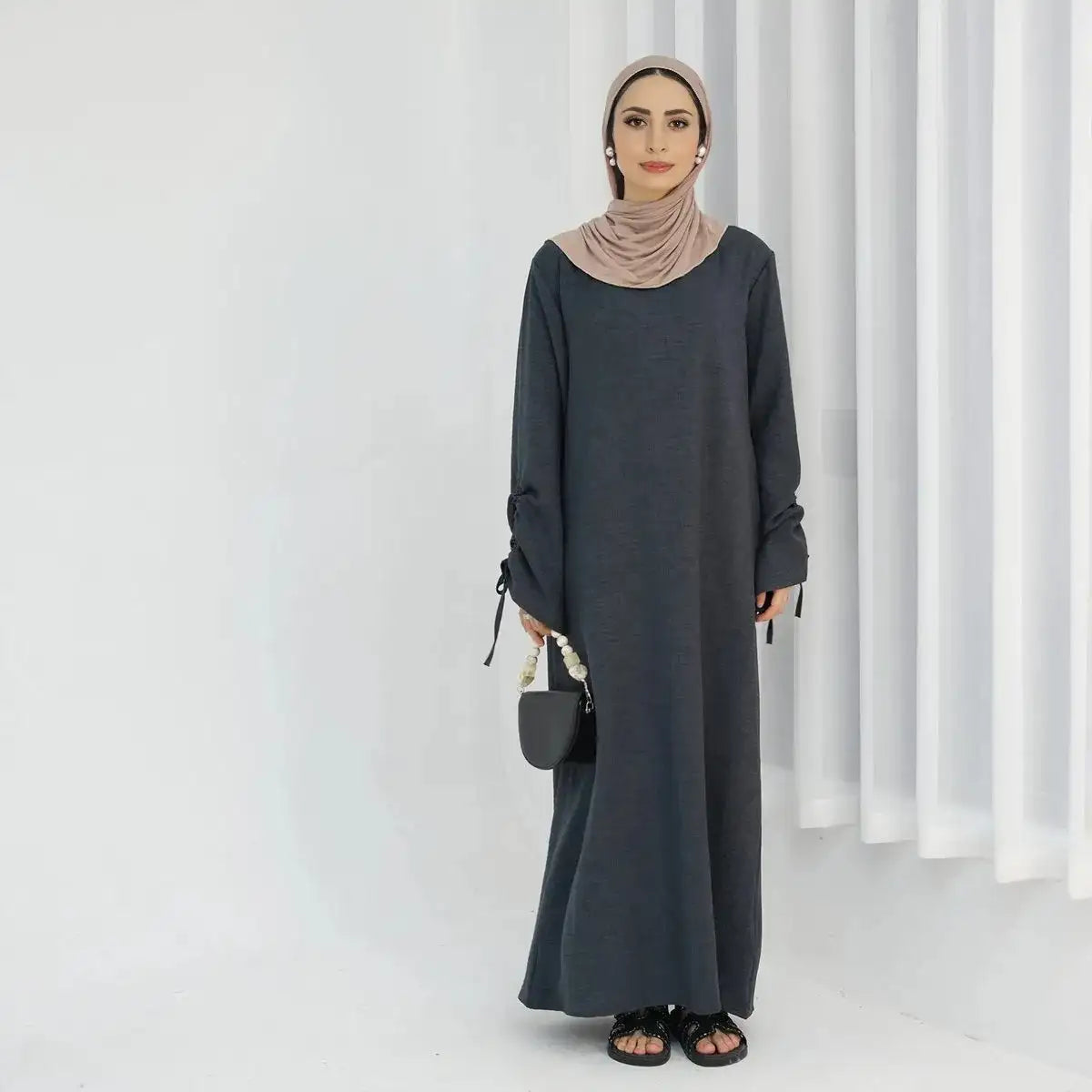 Elegant Strapped Cuff Abaya Dress for Women - Modest Islamic Fashion - Perfect for Prayer, Eid, and Special Occasions