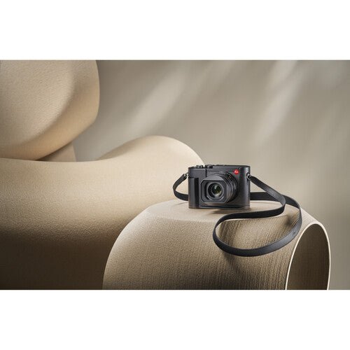 Leica Q3 43MP Full Frame Digital Camera with 28mm Lens - Professional Compact Camera for Travel, Street & Portrait Photography