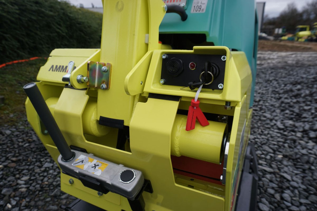 APH 65/85 Hydrostatic Plates Hourmeter (3 Shaft) - Durable Tractor & Heavy Equipment Usage for Farming & Construction