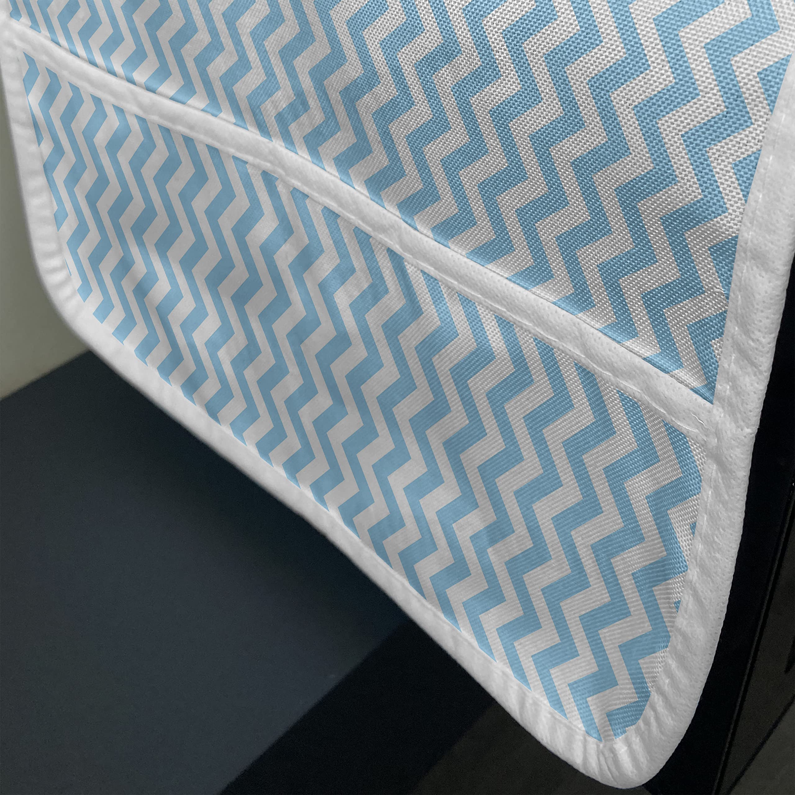 Ambesonne Blue and White Microwave Cover - Waterproof Kitchen Organizer with Pockets, 36