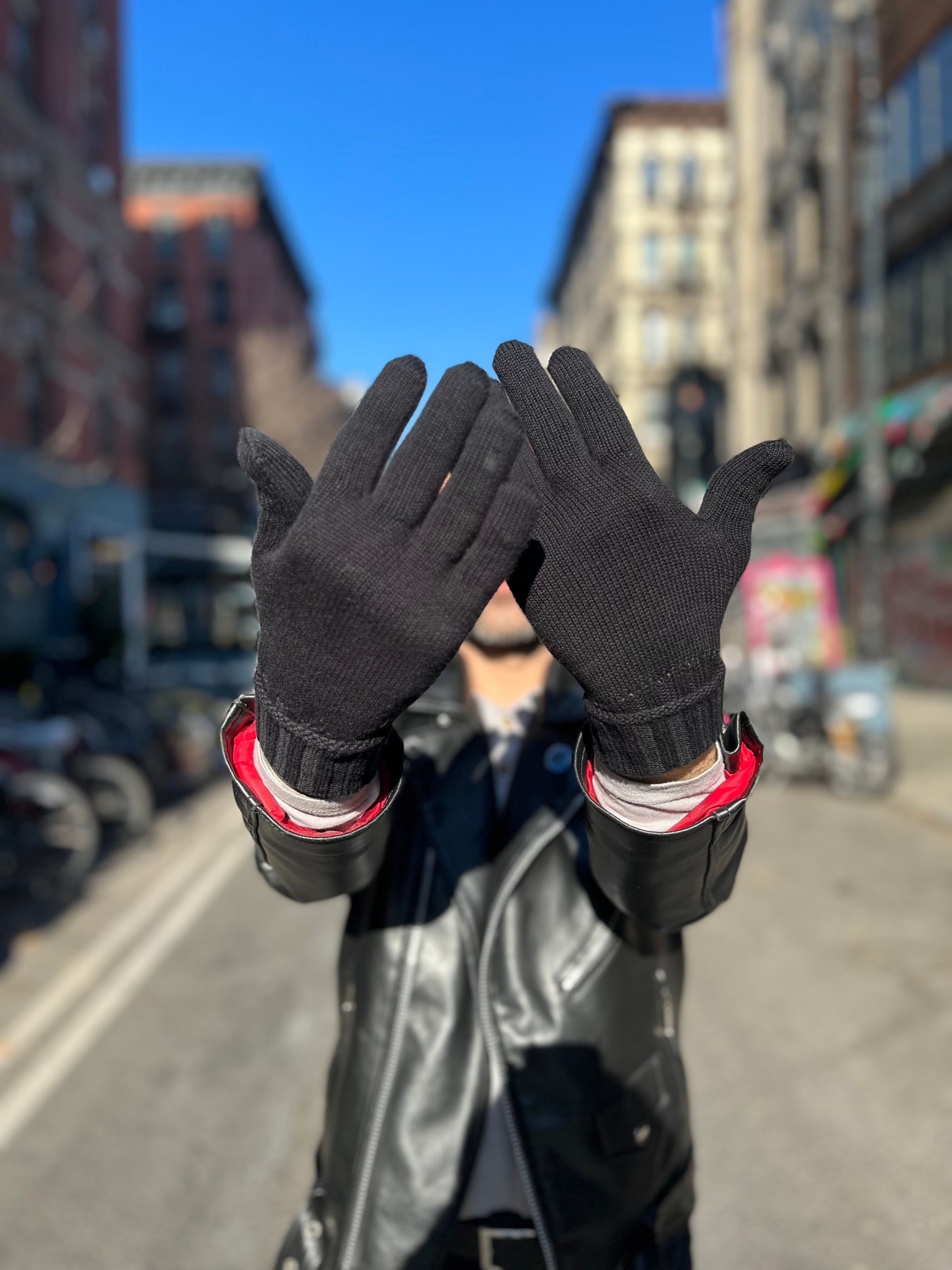 Novacas Organic Cotton Knit Gloves - Black - Warm & Breathable Winter Gloves for Men & Women - Perfect for Outdoor Activities, Hiking, and Cold Weather Protection