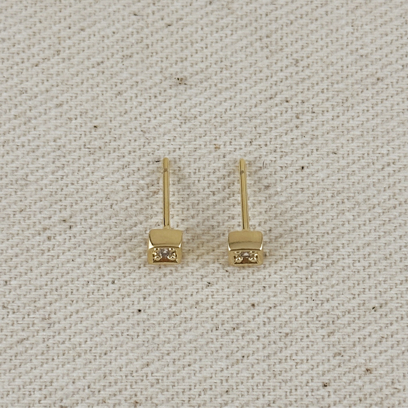 18K Gold Filled Mini CZ Square Stud Earrings for Women - Sparkling Cubic Zirconia Stud Earrings - Perfect for Everyday Wear, Gift Giving & Special Occasions