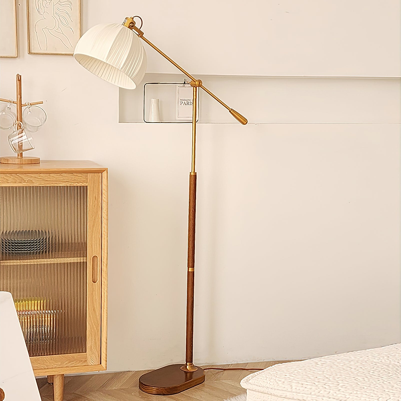 Alaric Modern Floor Lamp - Adjustable Brightness LED Standing Light for Living Room, Bedroom & Office - Stylish Home Decor Lighting