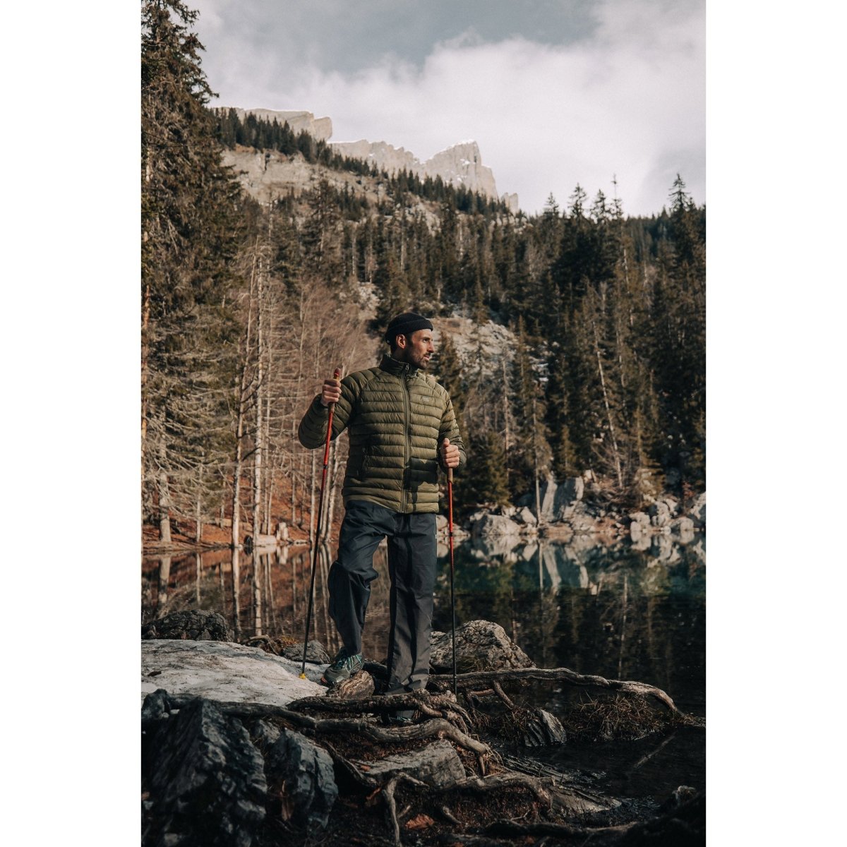 Mac In A Sac Synergy Men's Insulated Packable Jacket - Lightweight Waterproof Windbreaker for Outdoor Hiking, Camping & Travel