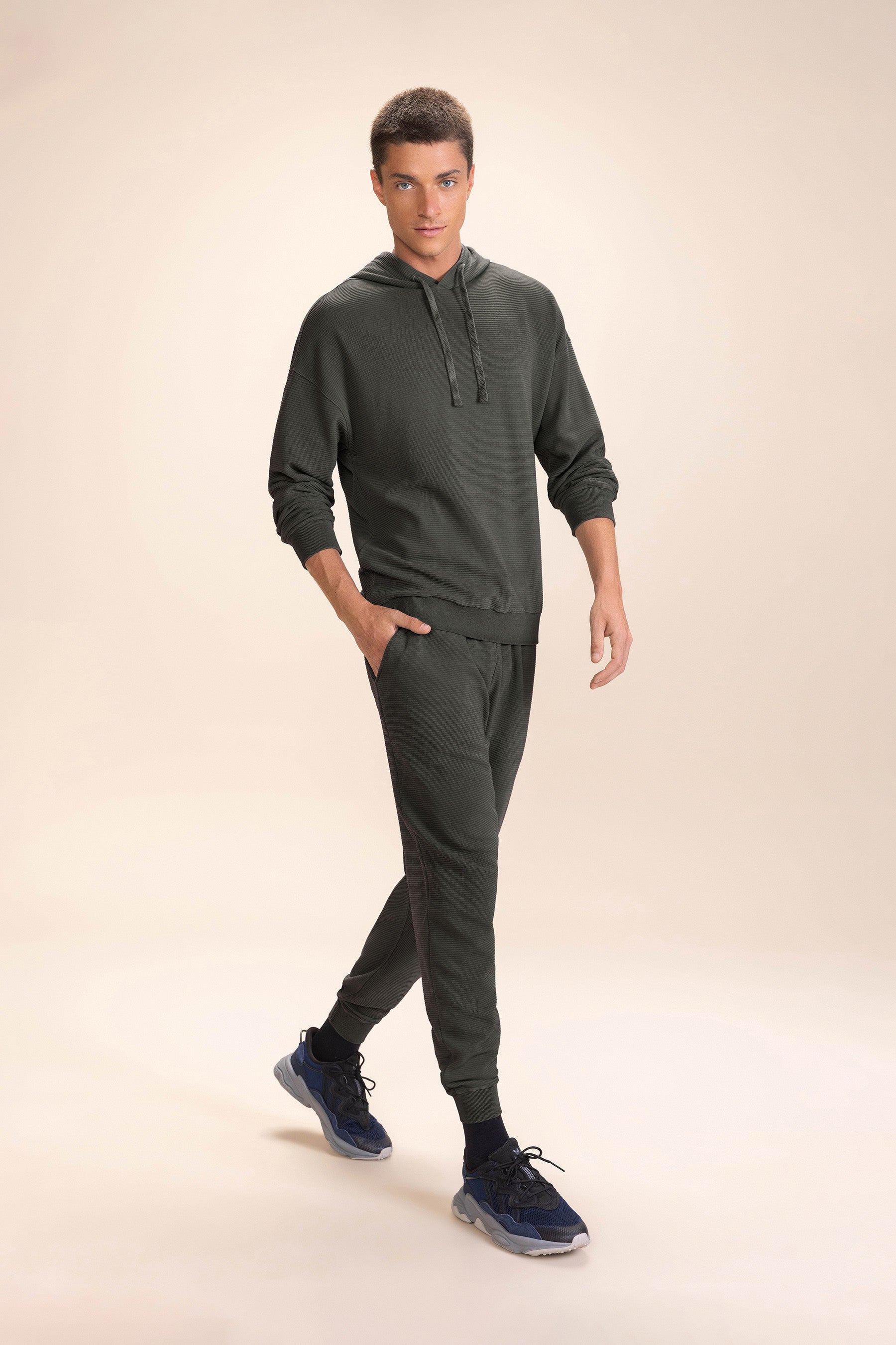 Ribbed Washed Men's Sweatshirt - Comfortable Casual Pullover for Everyday Wear, Gym, and Outdoor Activities