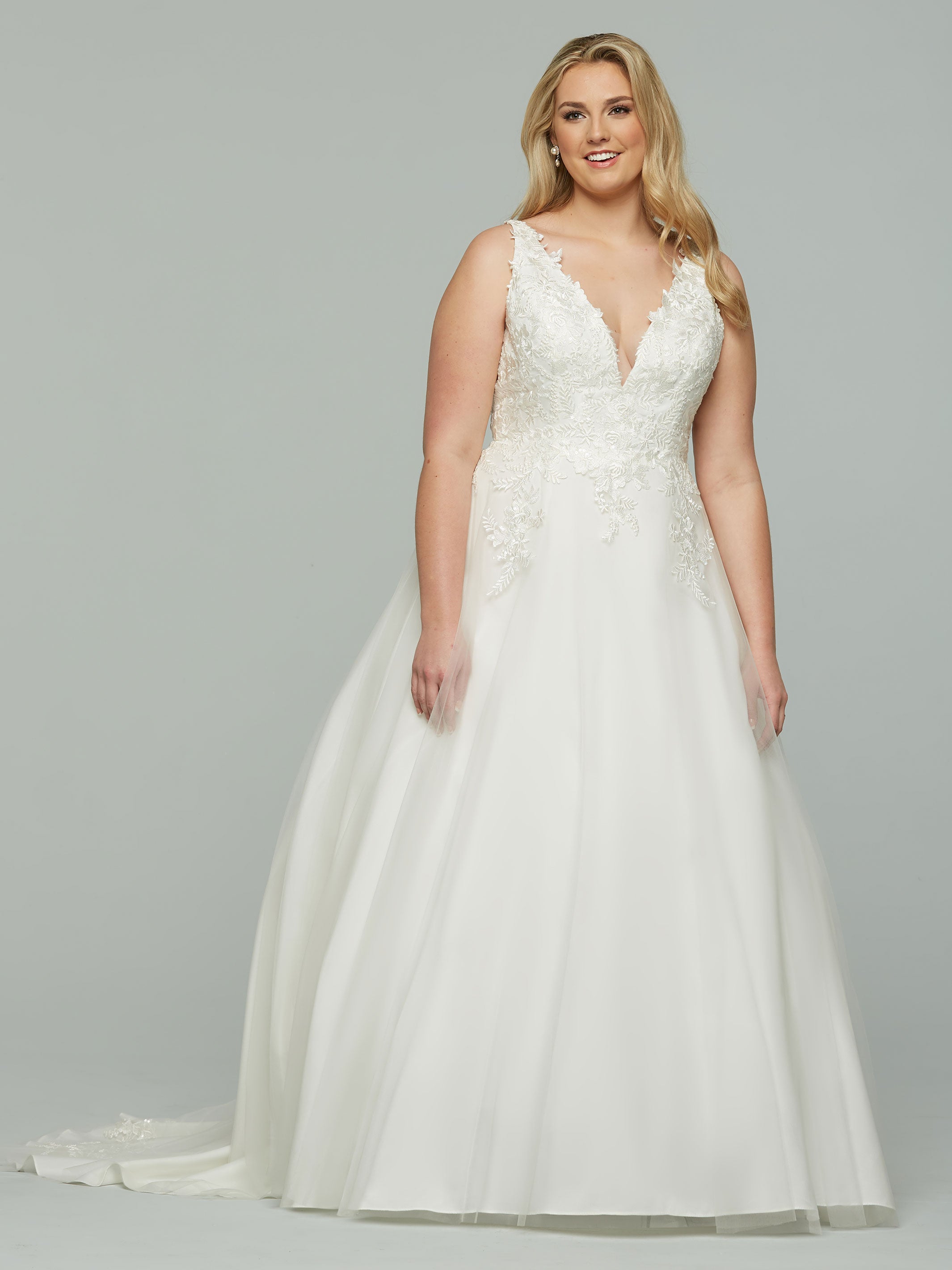 Try At Home Aspen Wedding Dress - Elegant Lace Bridal Gown for Church & Outdoor Weddings