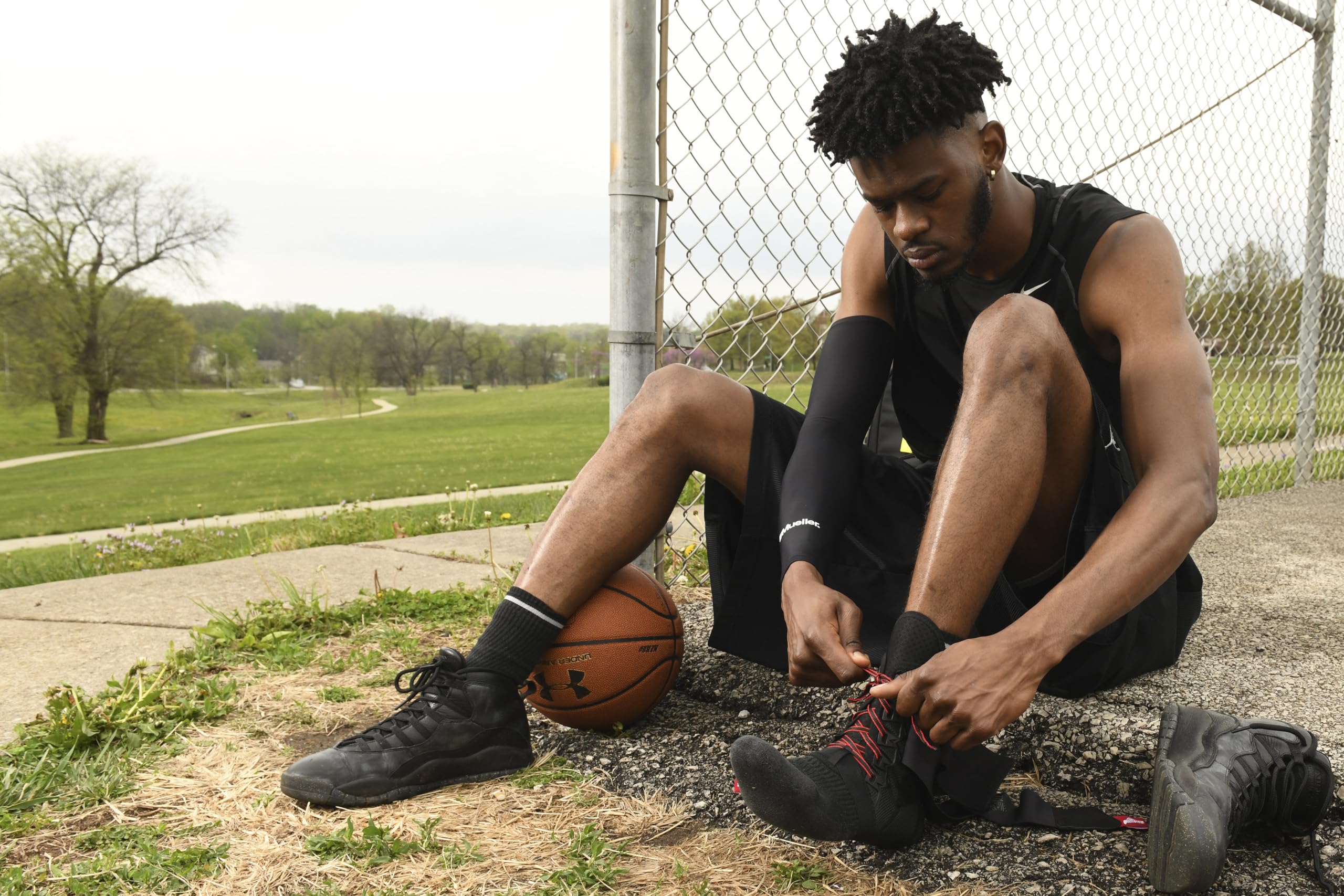 Mueller Sports Gear & Equipment - High-Performance Athletic Wear for Running, Training & Outdoor Activities | Perfect for Gym, Jogging & Sports Enthusiasts