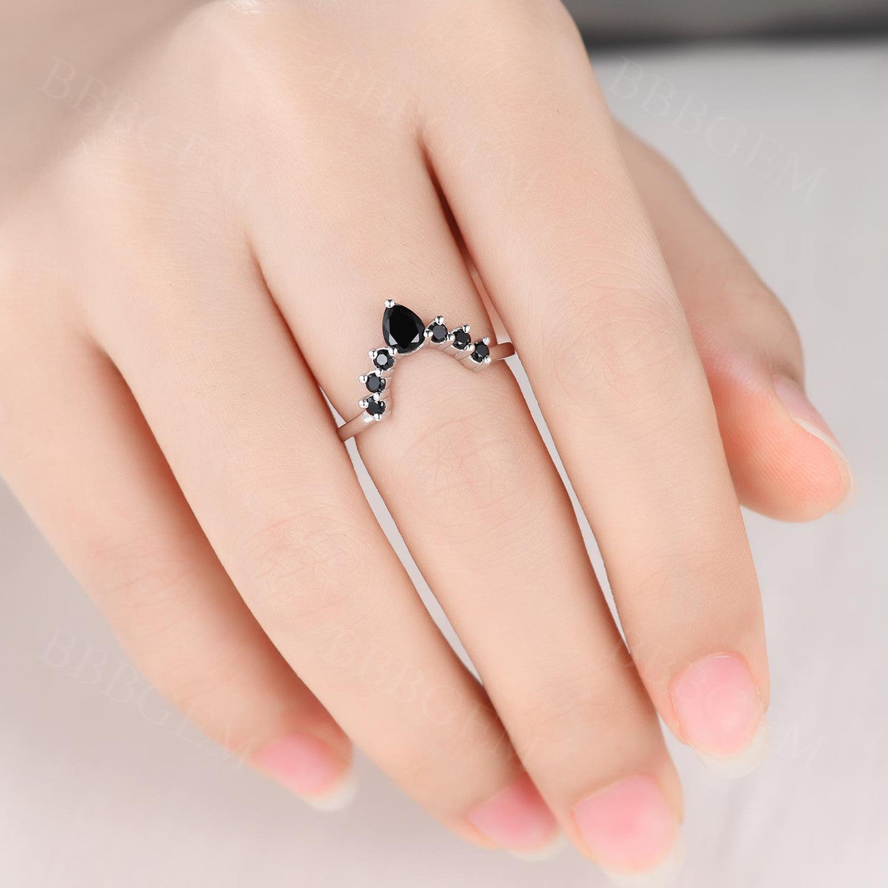 Women's Stackable Pear Black Onyx Spinel Curved Wedding Band Ring - Elegant Jewelry for Brides, Anniversaries & Special Occasions