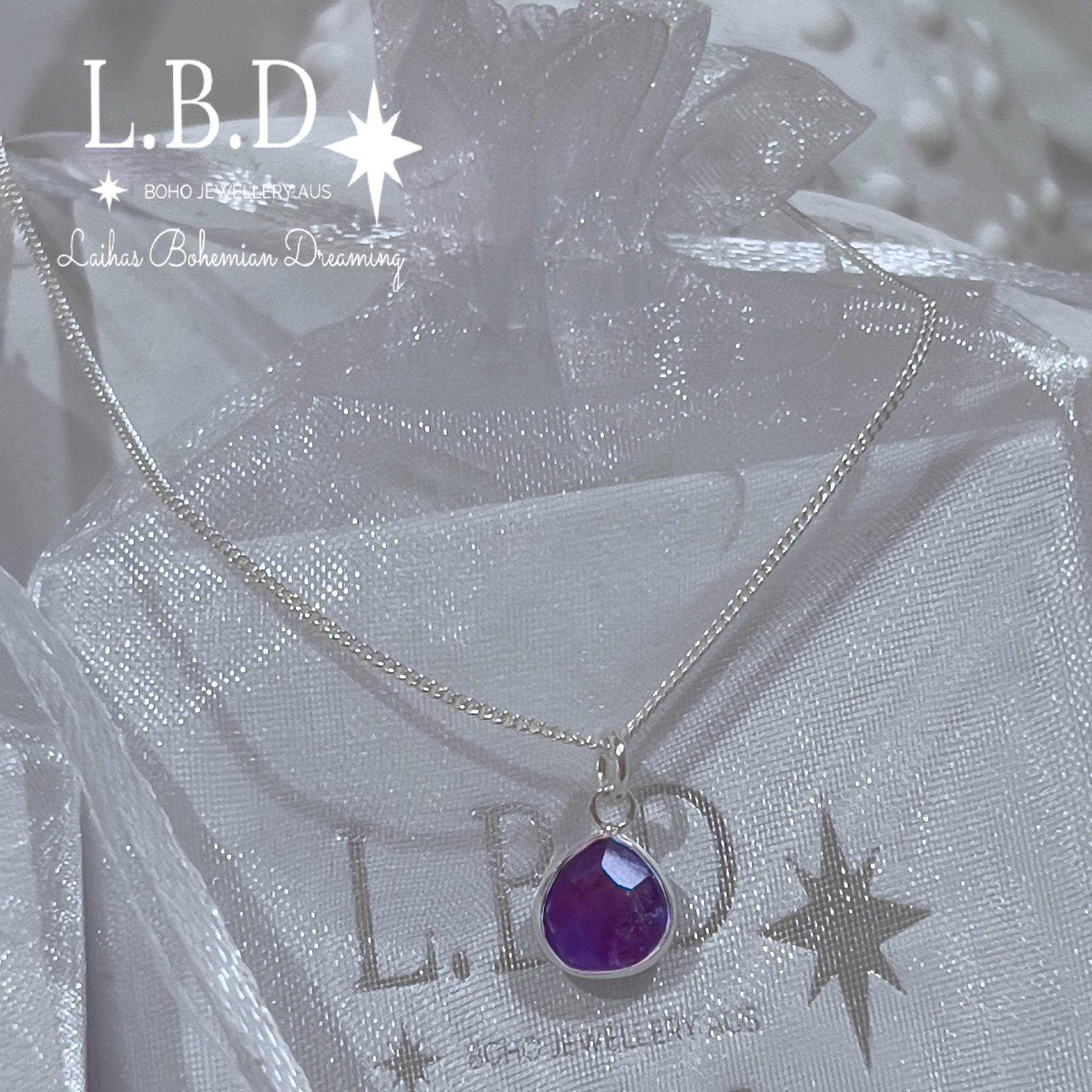 Laihas Raining Hearts Amethyst Necklace for Women - Elegant Purple Crystal Pendant Jewelry Gift for Valentine's Day, Anniversary & Special Occasions