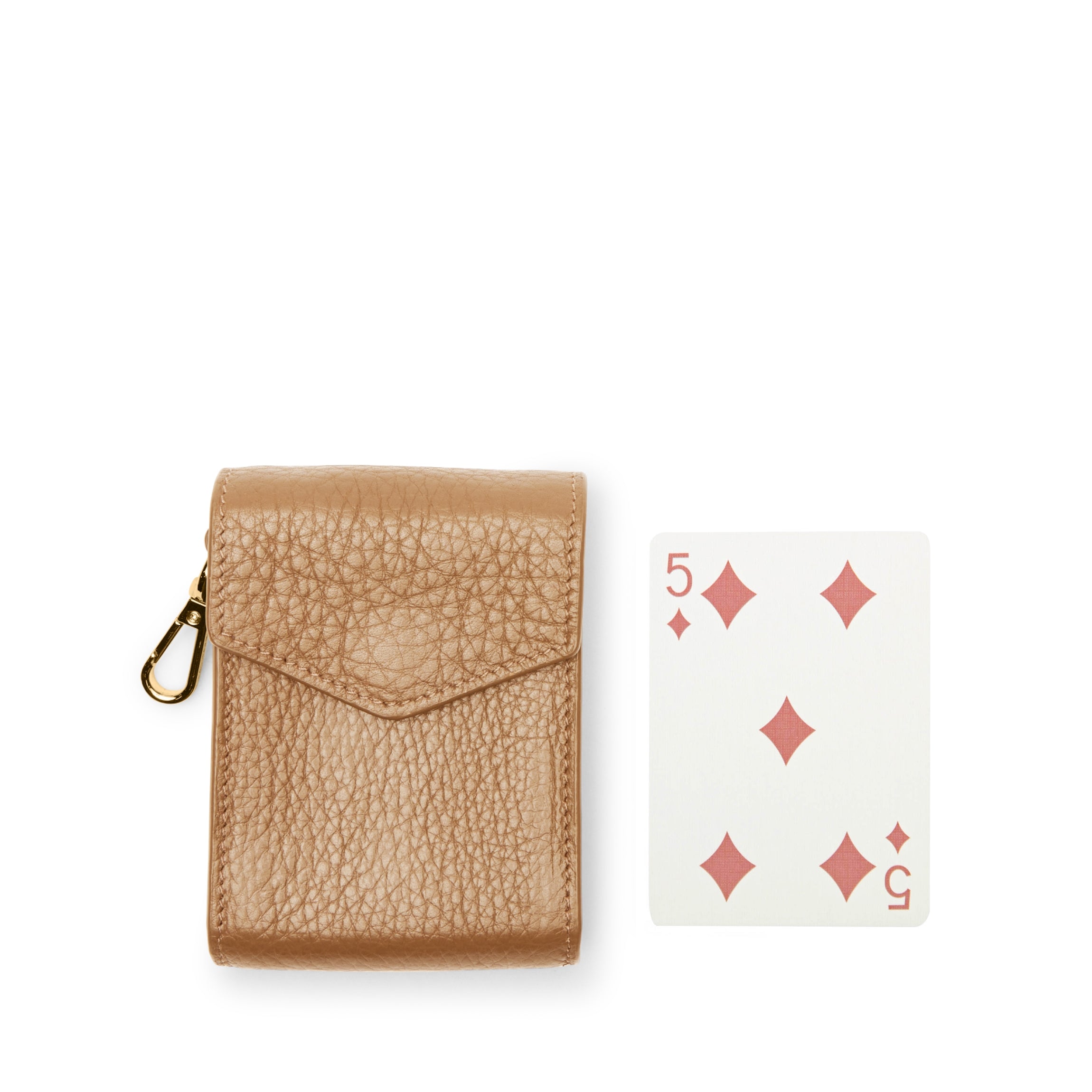 Portable Single Playing Card Case - Camel Leather Design for Poker, Magic Tricks & Travel - Compact & Durable Card Holder for Casino Nights, Game Nights & Outdoor Adventures