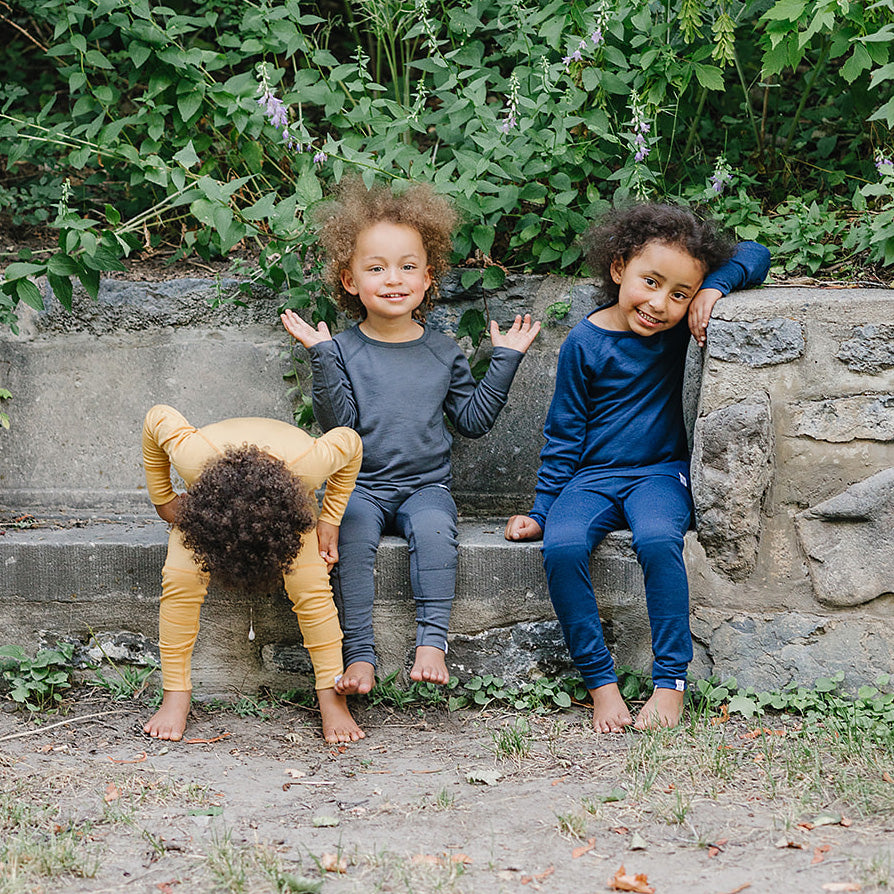 Kids Merino Wool Base Layer & Leggings - Soft Thermal Underwear for Boys & Girls - Storm Gray - Perfect for Winter Sports, Outdoor Activities & Cold Weather Layering