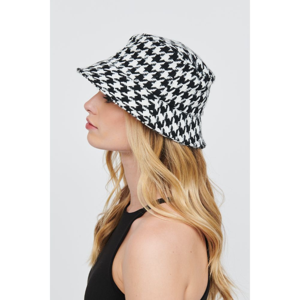 Stylish Houndstooth Bucket Hat for Women & Men - Fashionable Sun Protection Outdoor Hat for Beach, Hiking & Summer Activities
