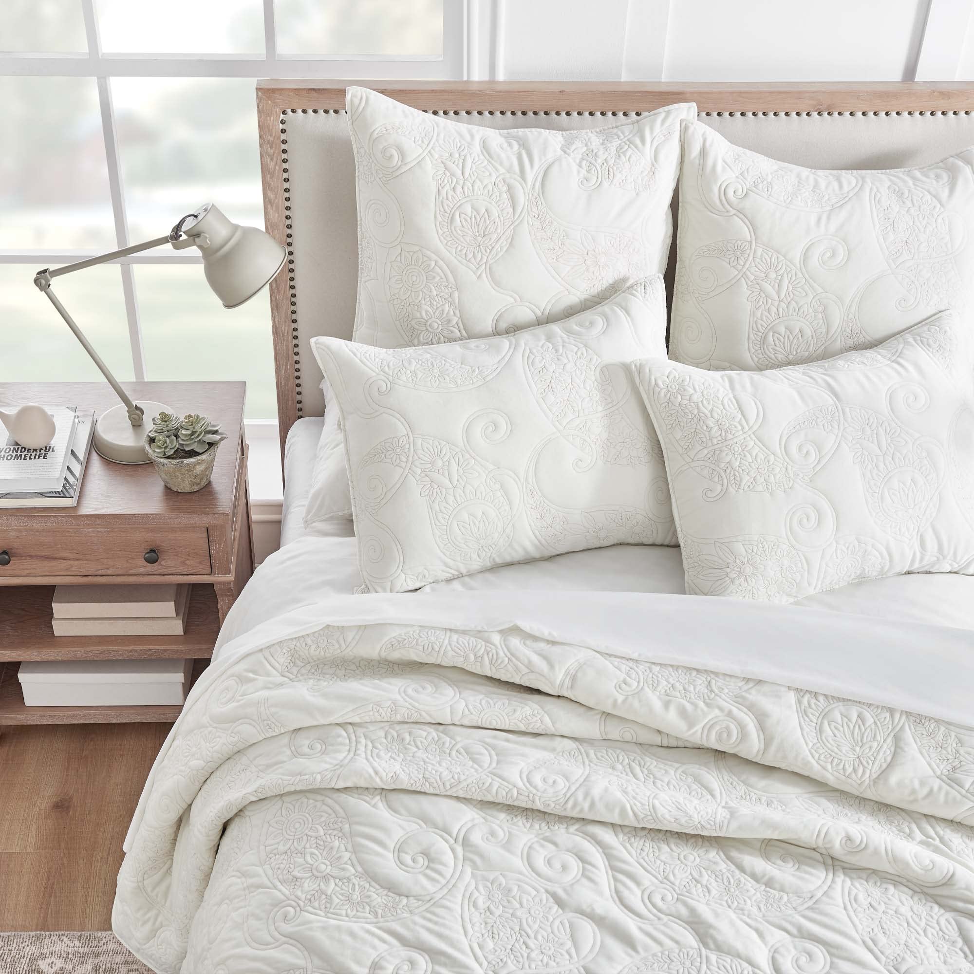 **Levtex Home - Cream Velvet Reversible Quilt Set - Full/Queen Size (88x92in) with 2 Standard Shams (20x26in) - Soft Polyester Velvet Bedding - Luxurious & Cozy for Winter & Guest Rooms**    (Note: Added 