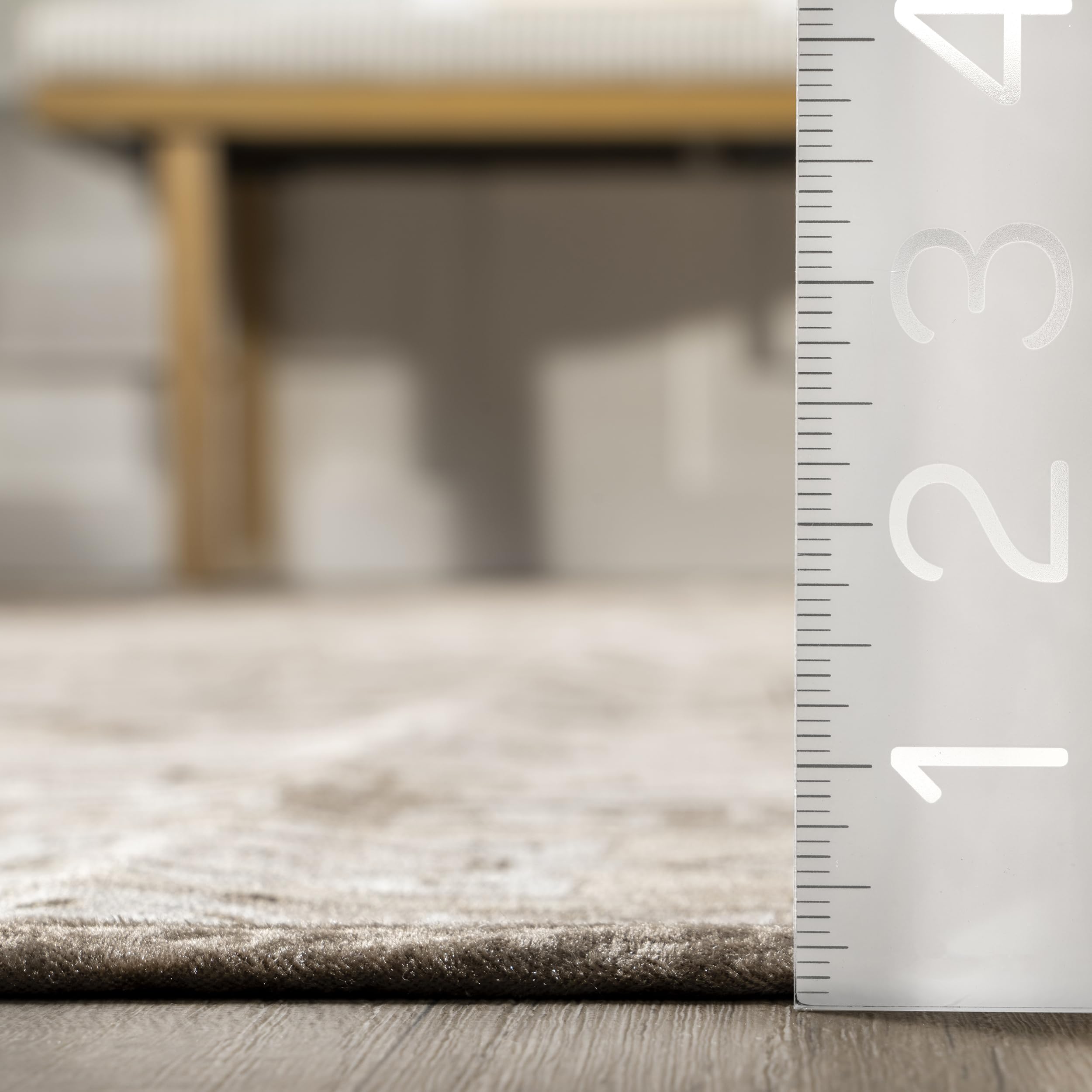 nuLOOM 5' x 8' Alecia Beige Area Rug - Machine Washable, Stain-Resistant Low Profile Rug for Living Room, Bedroom & Dining Room | Perfect for High Traffic Areas, Home Decor & Pet-Friendly Spaces