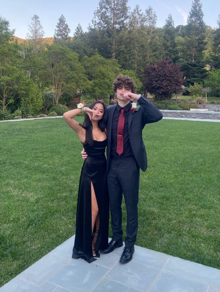 Elegant Black A-Line Long Prom Dress - Velvet Formal Party Gown with High Slit - Perfect for Homecoming, Evening Galas & Special Occasions