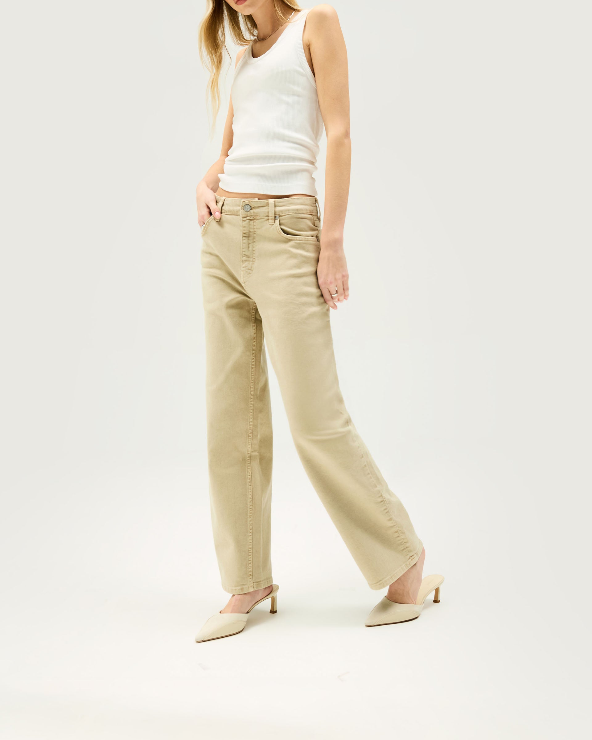 Balloon Leg Jeans in Iced Latte Color - Trendy High-Waisted Wide Leg Pants for Women | Perfect for Casual Outfits, Street Style & Boho Fashion