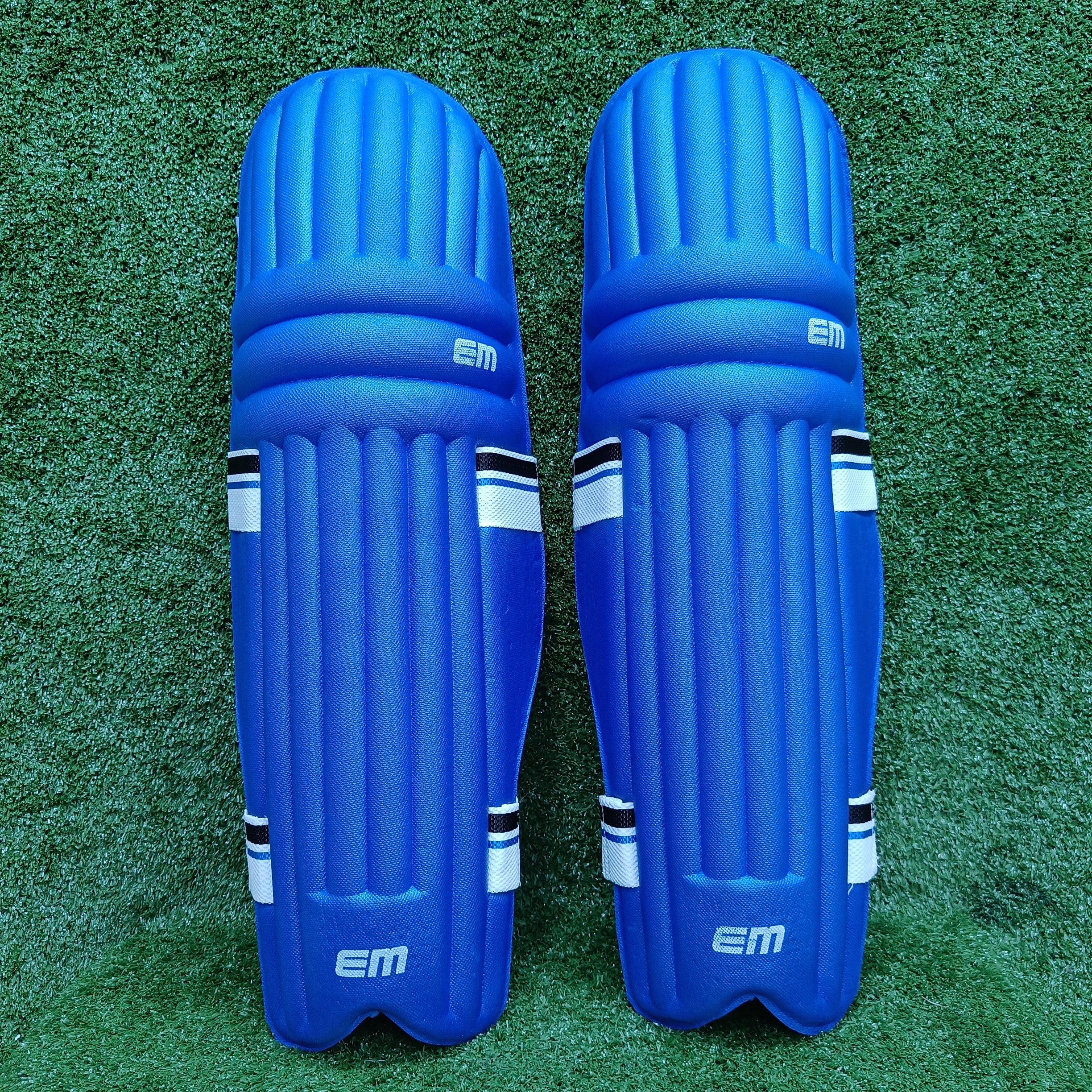 EM Maxxum 4.0 Adult Cricket Batting Pads - Lightweight Protective Leg Guards for Cricket Players - Perfect for Practice & Competitive Matches
