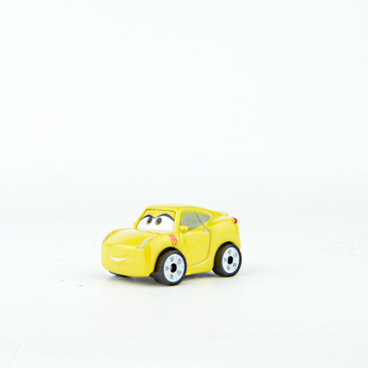 Mattel Disney Cars 3 Die-Cast Mini Racers Toy Cars - Collectible Metal Vehicles for Kids Play & Display
