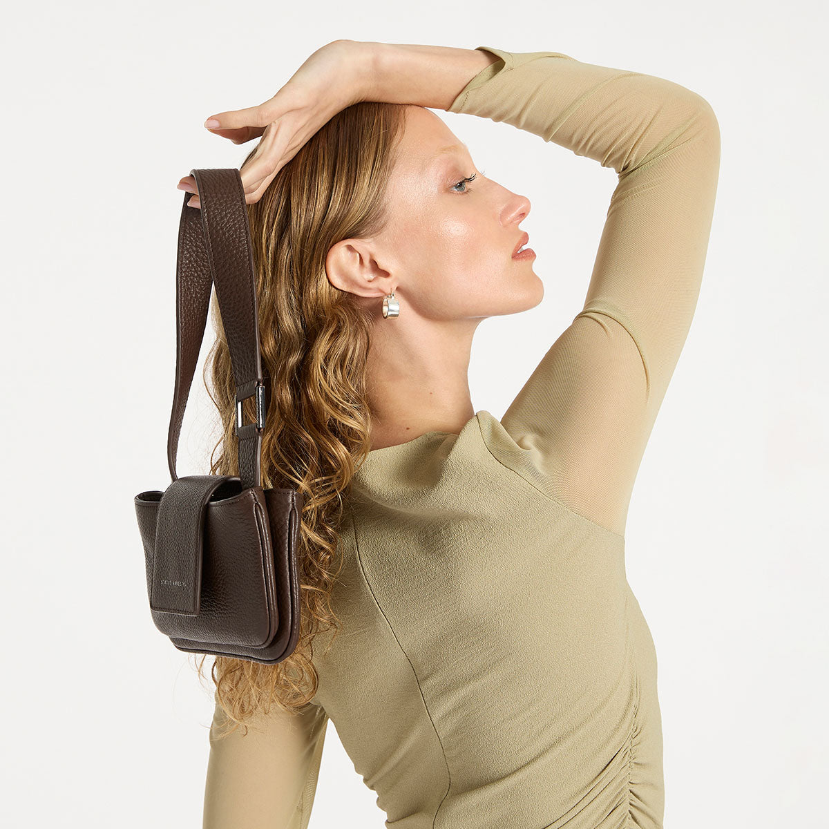 New Beat Bag Cocoa - Stylish & Durable Crossbody Bag for Women | Perfect for Travel, Work & Everyday Use