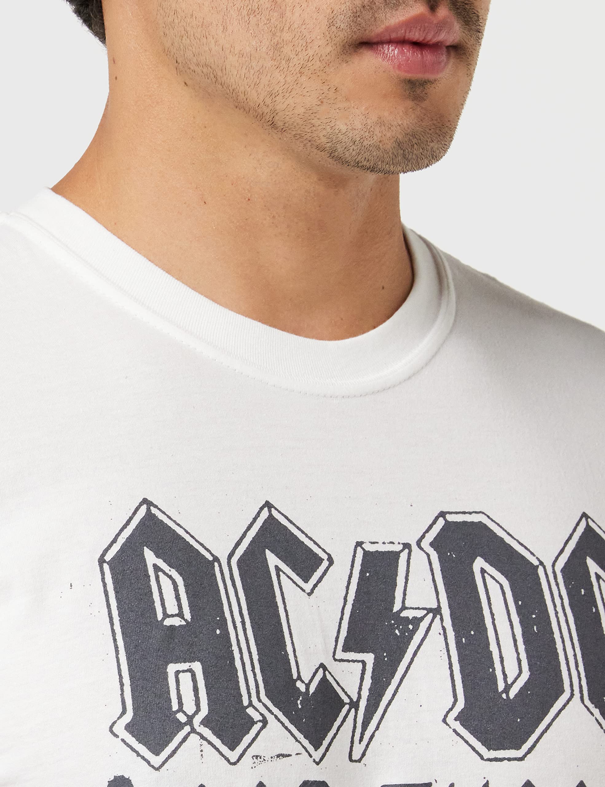 Men's AC/DC Salute Graphic T-Shirt - Rock Band Merchandise - Casual Wear for Concerts & Everyday Outfits