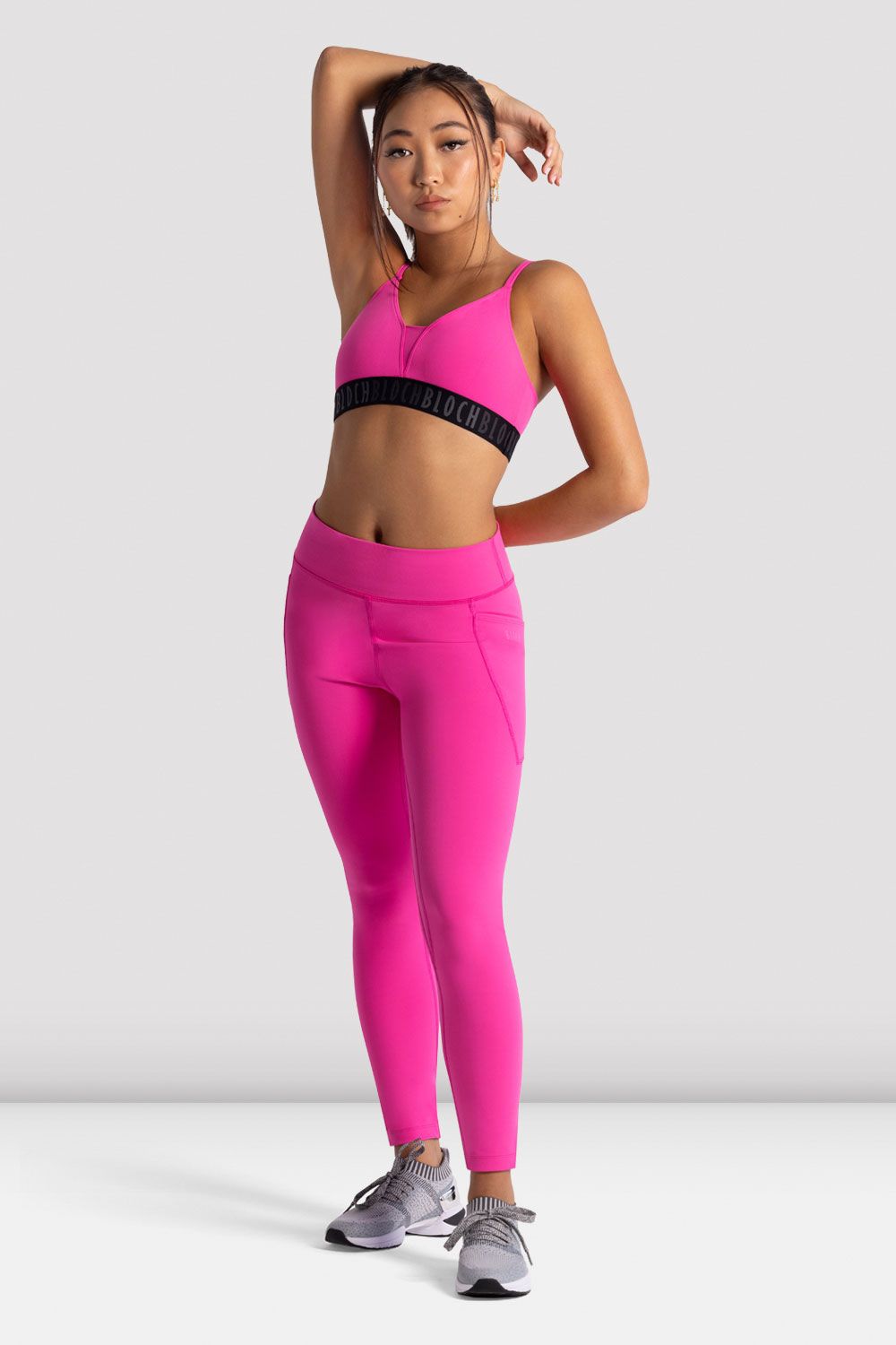 Signature Logo Bra Top for Girls - Comfortable & Stylish Workout & Yoga Activewear
