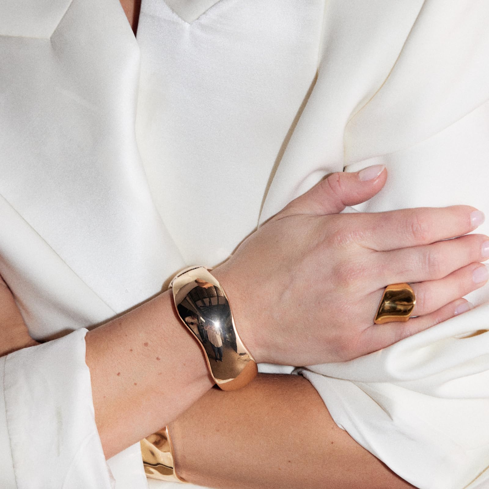 Chunky Gold and Silver Bangle Bracelets for Women - Thick Arm Cuff Wrist Wrap Bracelet Jewelry - Perfect for Parties, Weddings, and Everyday Fashion Accessories