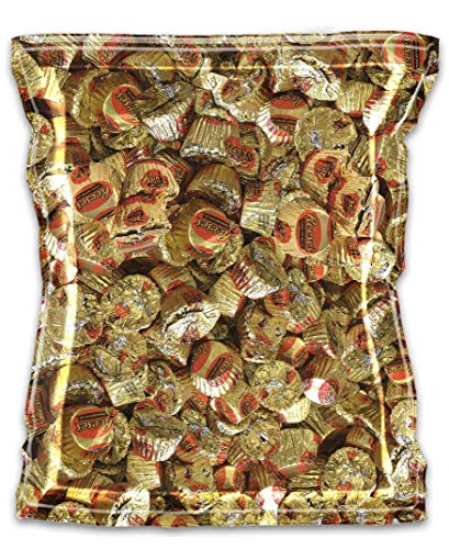 Reese's Peanut Butter Cups Miniatures Bulk Pack - 18 Pound America's Favorite Chocolate Candy for Parties, Halloween Treats & Office Snacks