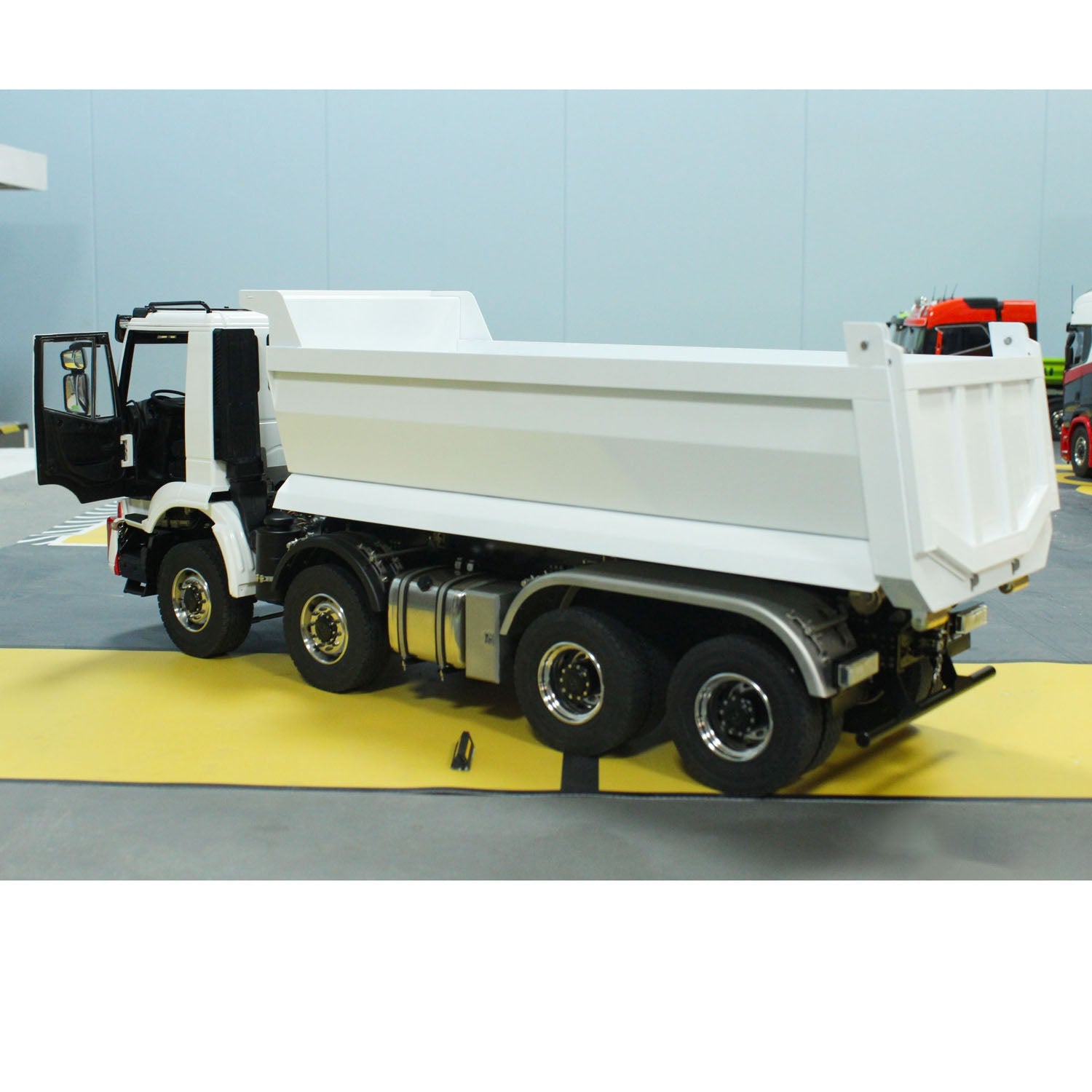 1/14 Scale 8x8 Metal Hydraulic RC Dump Truck - Radio Controlled Remote Control Toy with Realistic Sound & Light, 3-Speed Transmission (PNP) - Perfect for Construction Site Play, Off-Road Adventure & Collectors