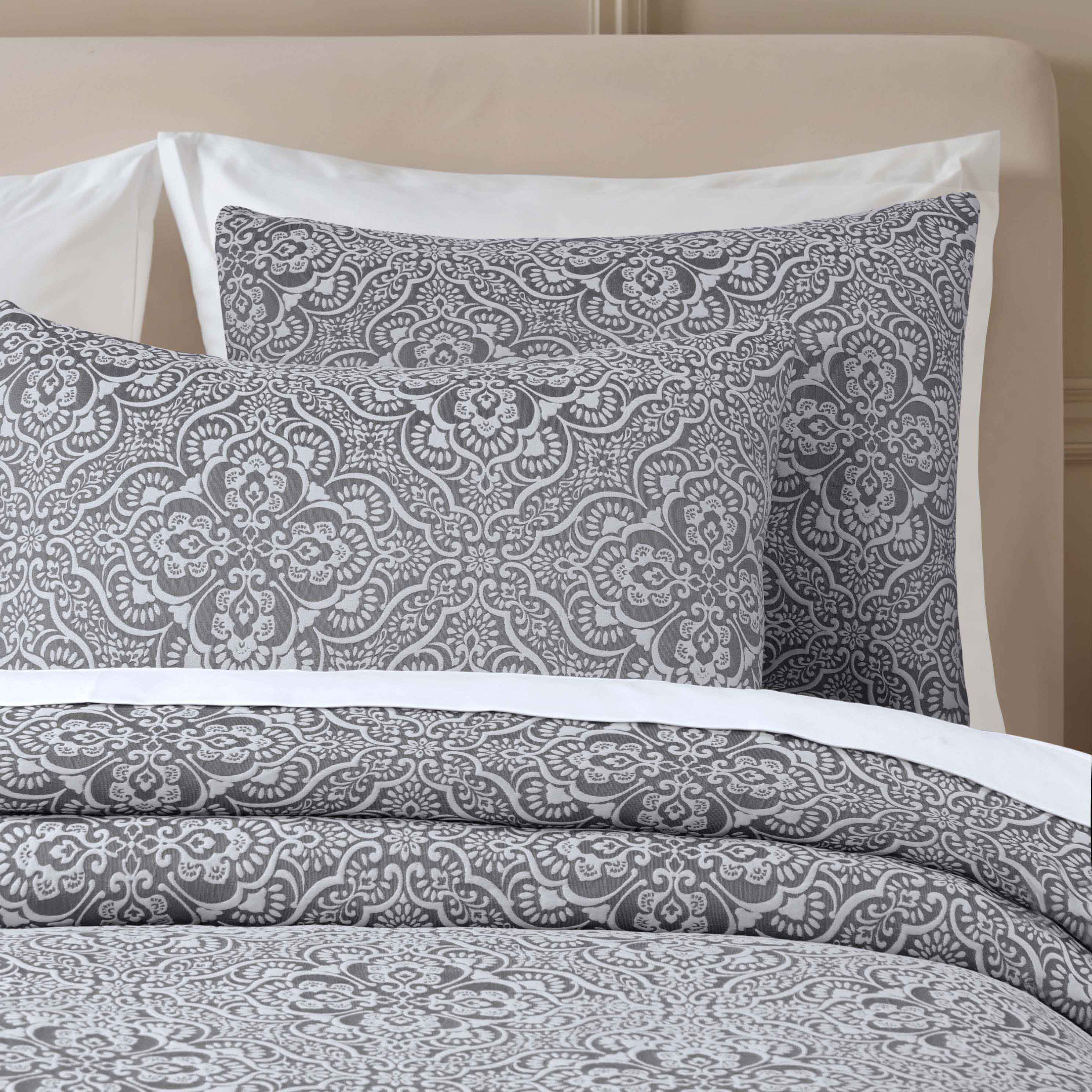 Enzy Medium Weight Floral Matelasse Bedspread & Sham Set - Queen Size Luxury Bedding for Master Bedroom, Guest Room & Hotel Decor