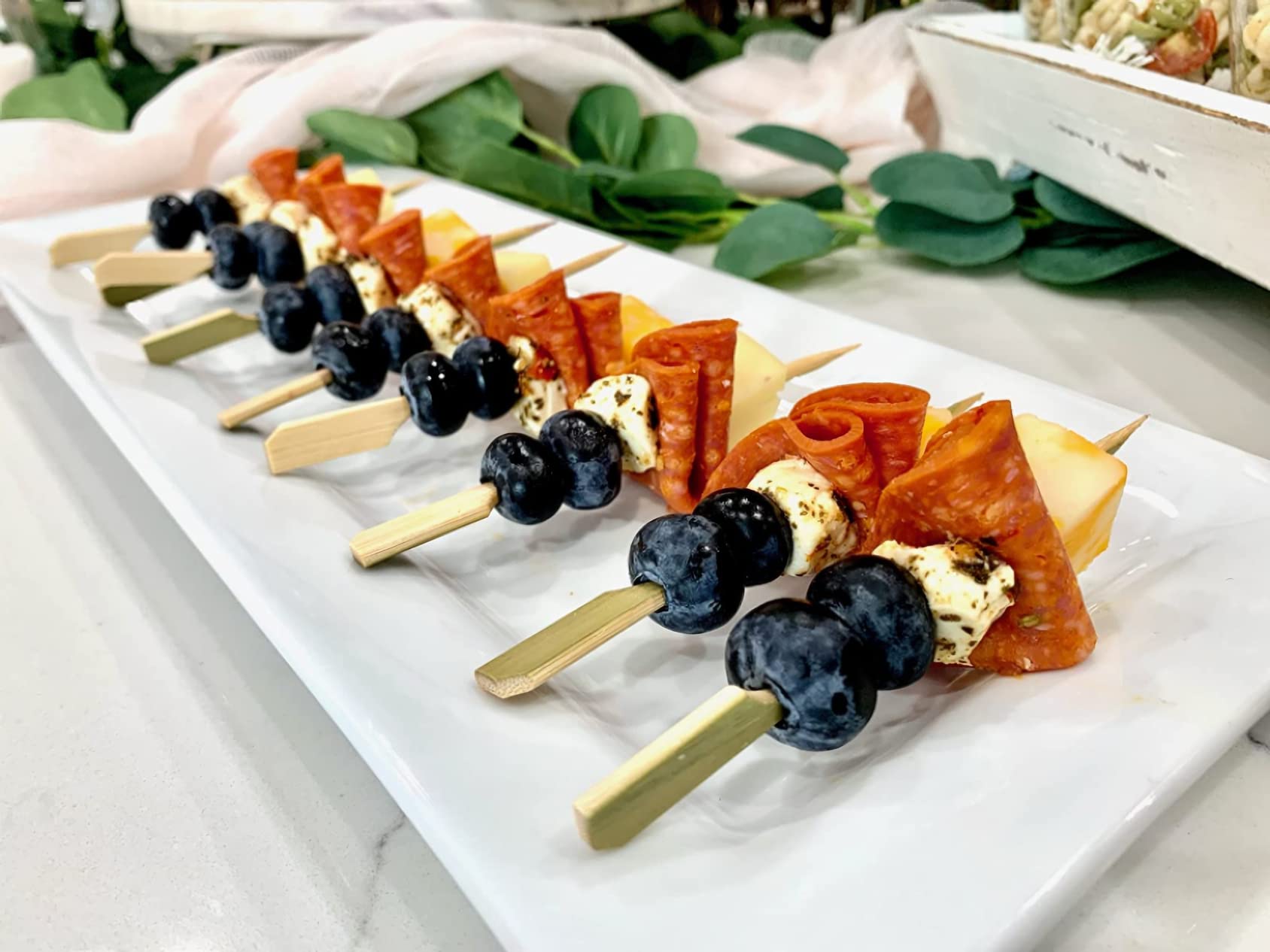 260 Pack 3.5 Inch Bamboo Cocktail Picks - Reusable Wooden Skewers for Drinks, Appetizers, Fruit Kabobs, BBQ & Sandwich - Perfect for Party, Bar, Picnic & Home Entertaining