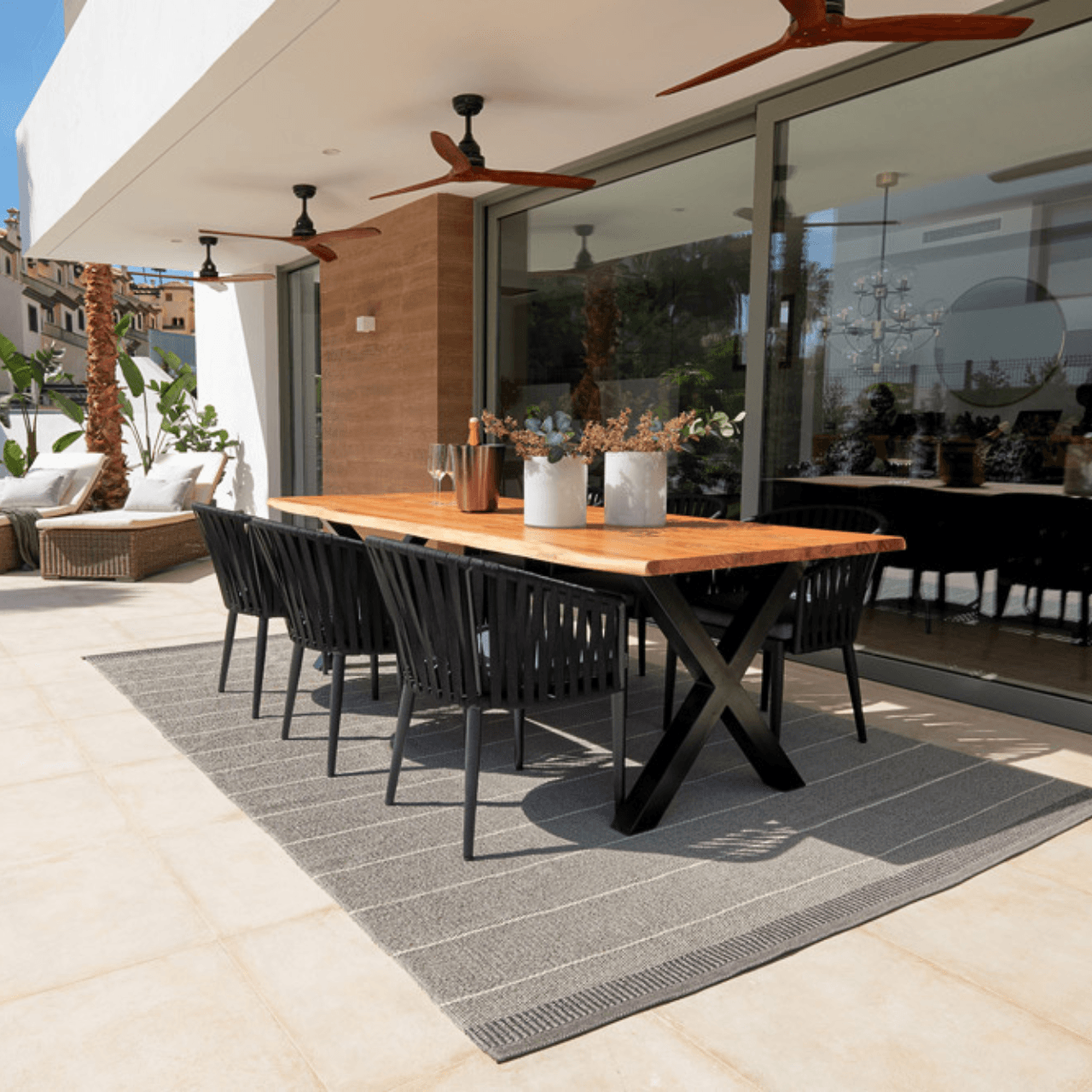 BELLE Outdoor Rugs Collection - Waterproof & Durable Patio Rugs for Garden, Deck, Poolside - Perfect for Backyard, Porch & Outdoor Living Spaces