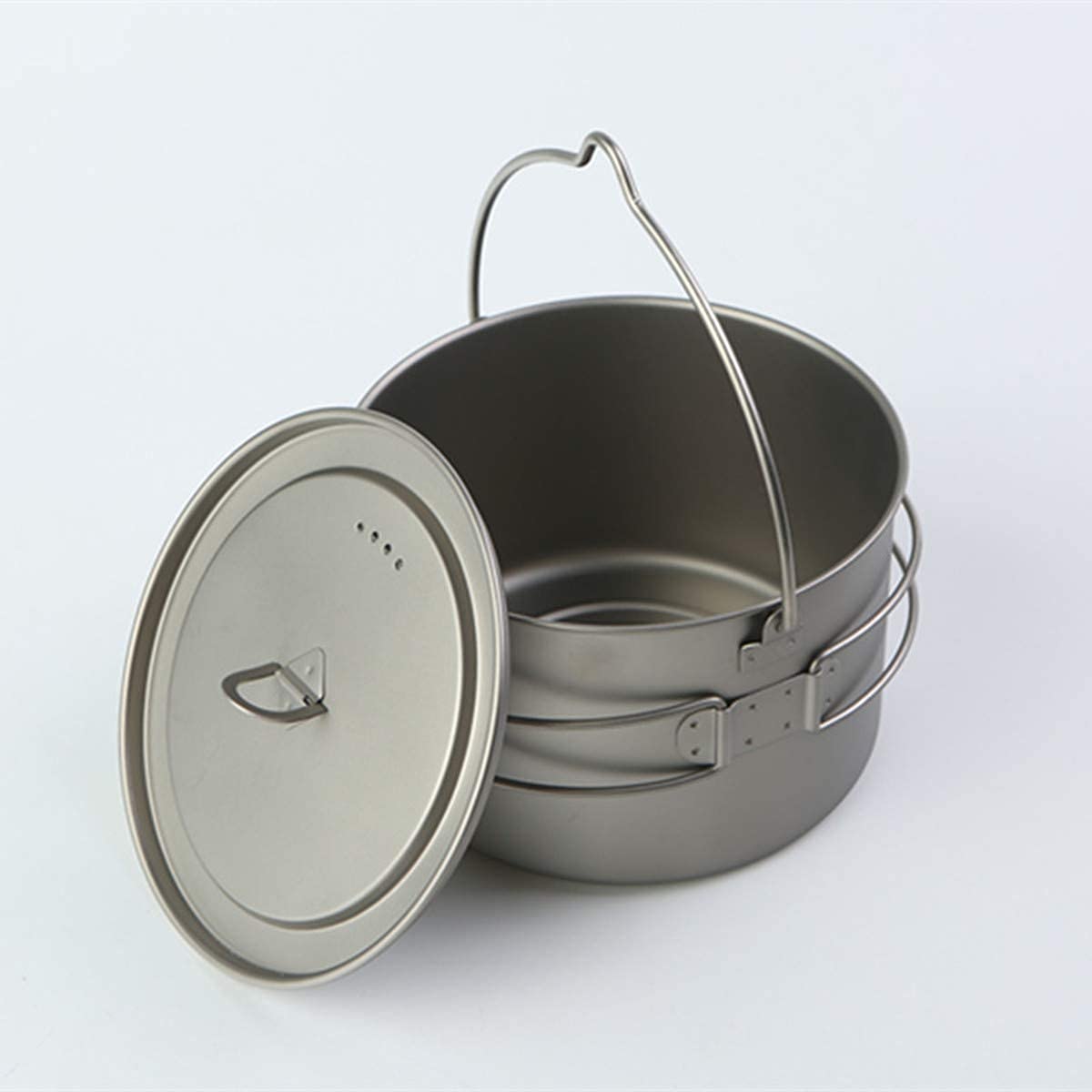 BIVOUAC 2800ml Titanium Camping Pot with Folding Handle - Lightweight Backpacking Cookware for Outdoor Adventures, Hiking & Camping Trips - Perfect for Boiling Water, Cooking Meals & Backcountry Dining