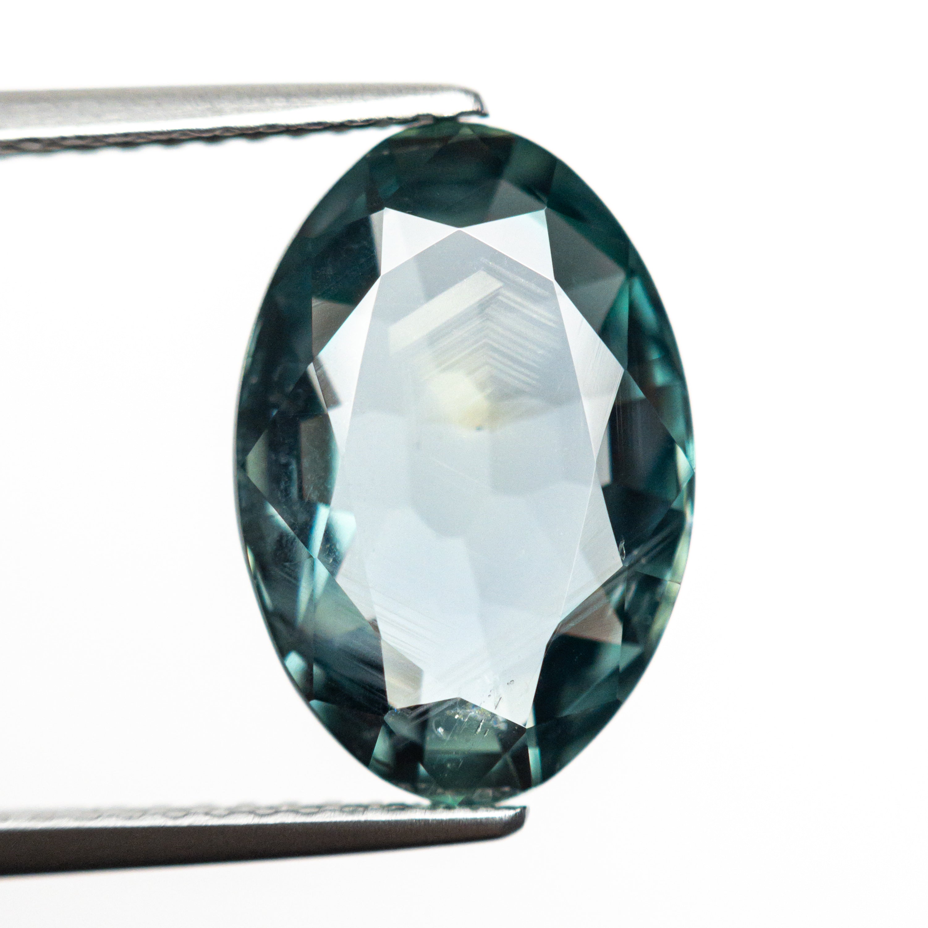 7.22ct Oval Brilliant Sapphire Gemstone - 13.71x9.33x5.39mm Antique Cut Loose Stone for Jewelry Making, Engagement Rings & Vintage Collection