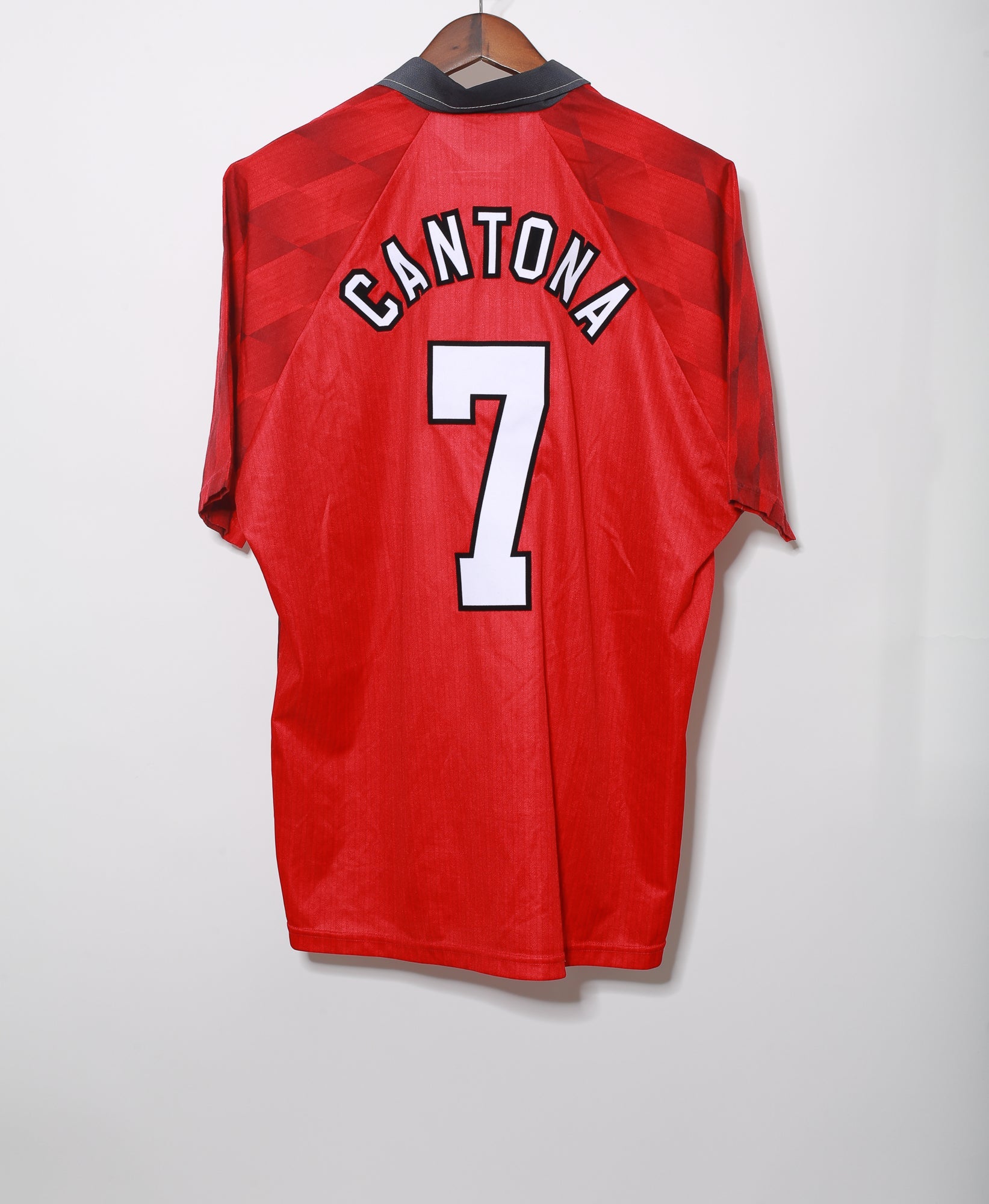 1996-97 Manchester United Eric Cantona Home Jersey XL - Vintage Football Shirt for Fans & Collectors - Perfect for Matches, Gifts & Memorabilia Display