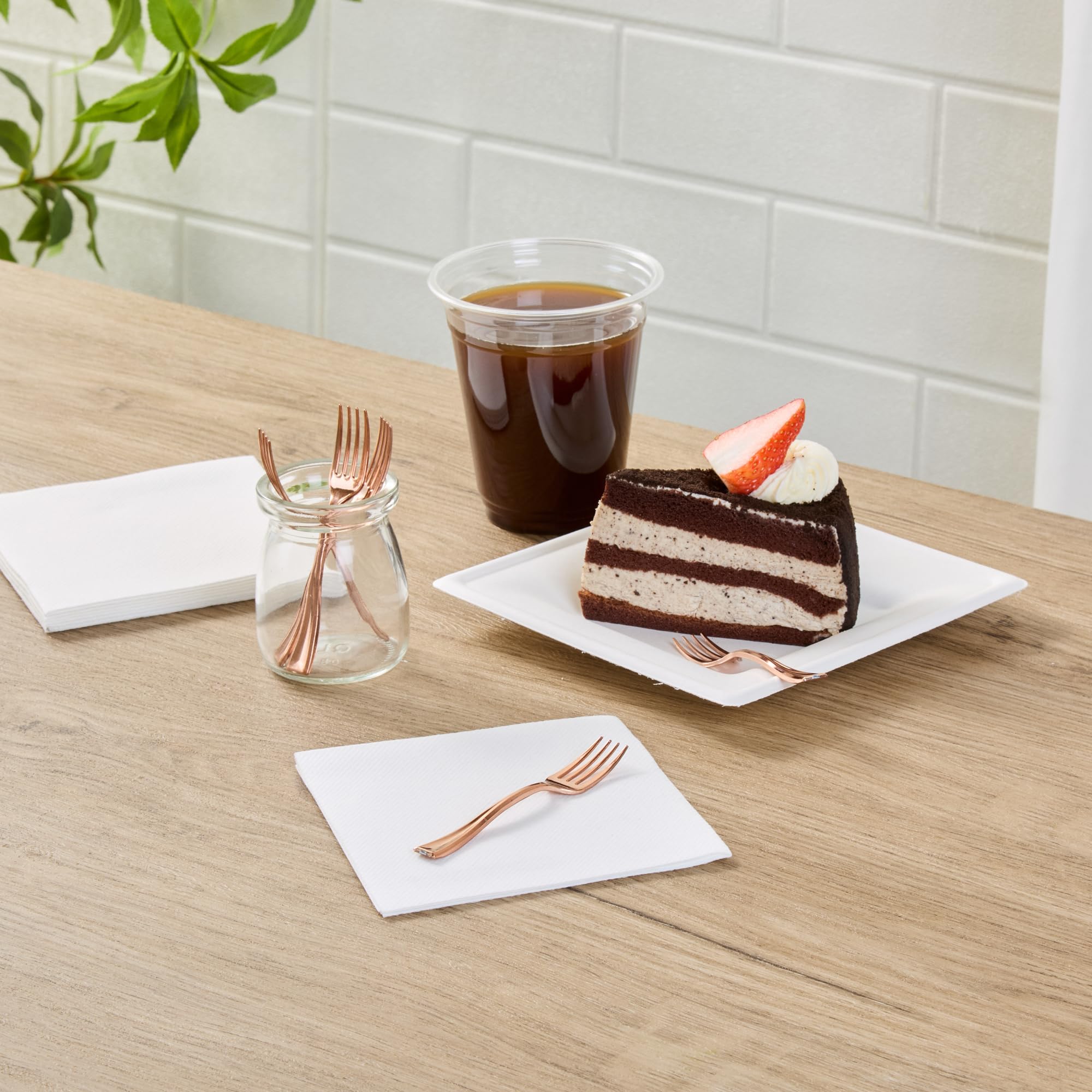 500-Pack 4 Inch Mini Plastic Forks - Heavy-Duty Disposable Appetizer Forks in Rose Gold for Hors D'oeuvres, Desserts, Samples | Perfect for Parties, Weddings, Catering & Events - Elegant & Durable