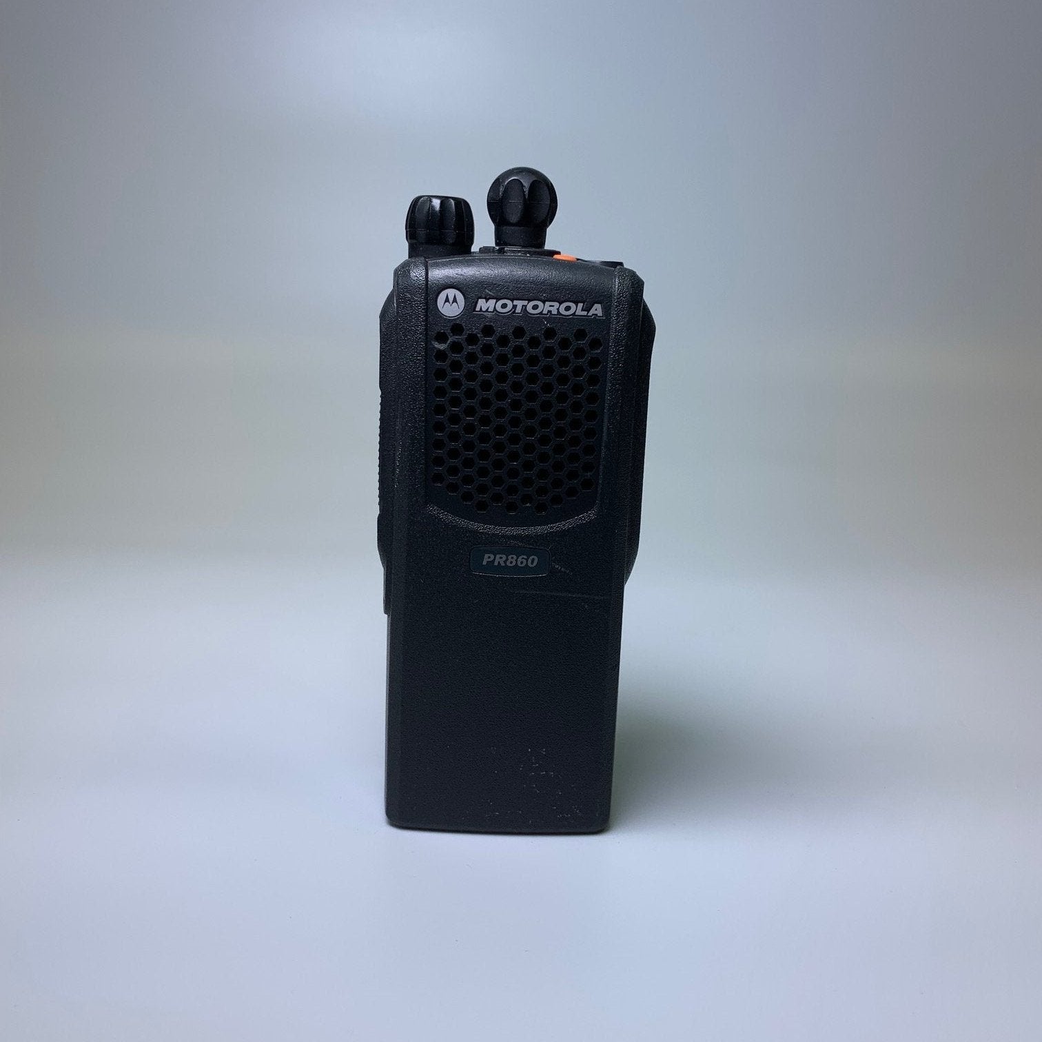 Motorola PR860 AAH45KDC9AA3AN VHF Two-Way Portable Radio - Long Range Communication for Outdoor, Construction & Emergency Use