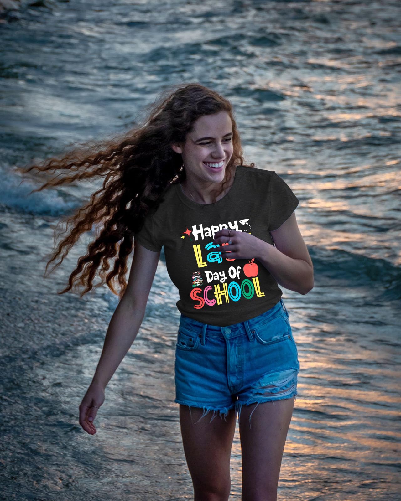Last Day of School Teacher T-Shirt - Women's Teacher Appreciation Shirt, Graduation Tee for Educators, Funny Summer Vacation Top - Perfect for End of Year Parties & Teacher Gifts