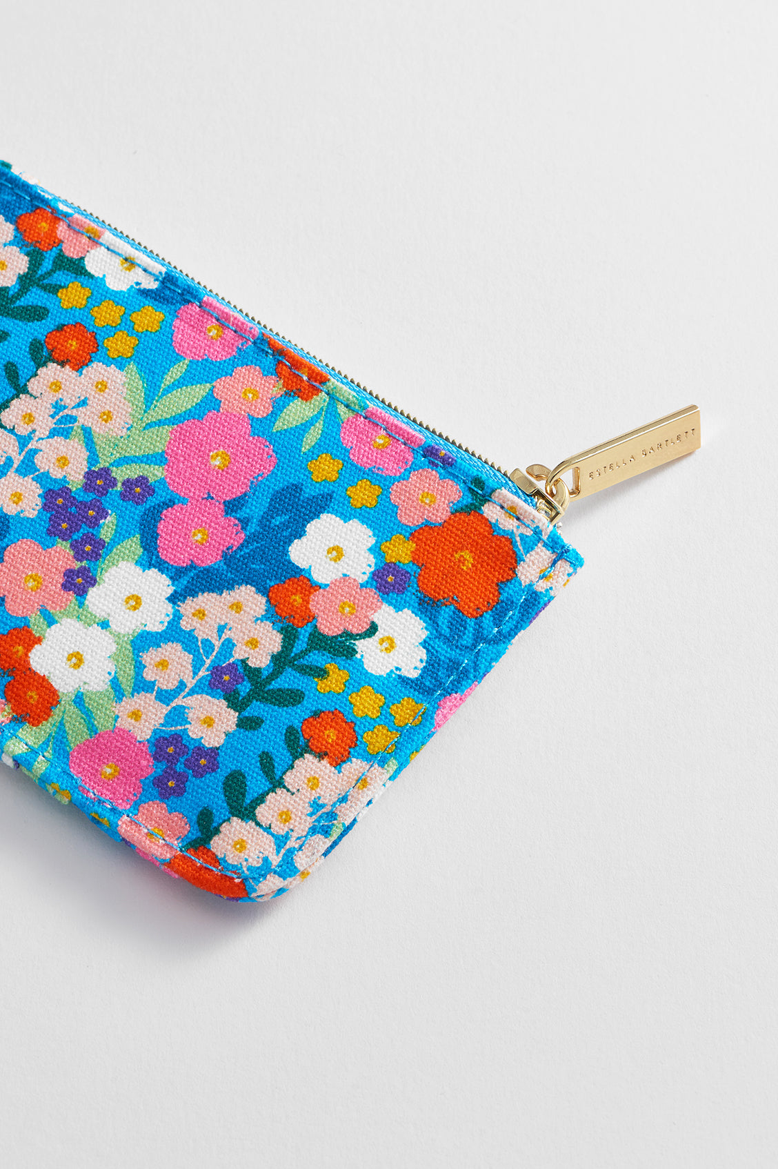 Stylish Rectangle Card Purse for Women - Slim RFID Blocking Wallet with Multiple Card Slots - Perfect for Travel, Shopping, and Everyday Use